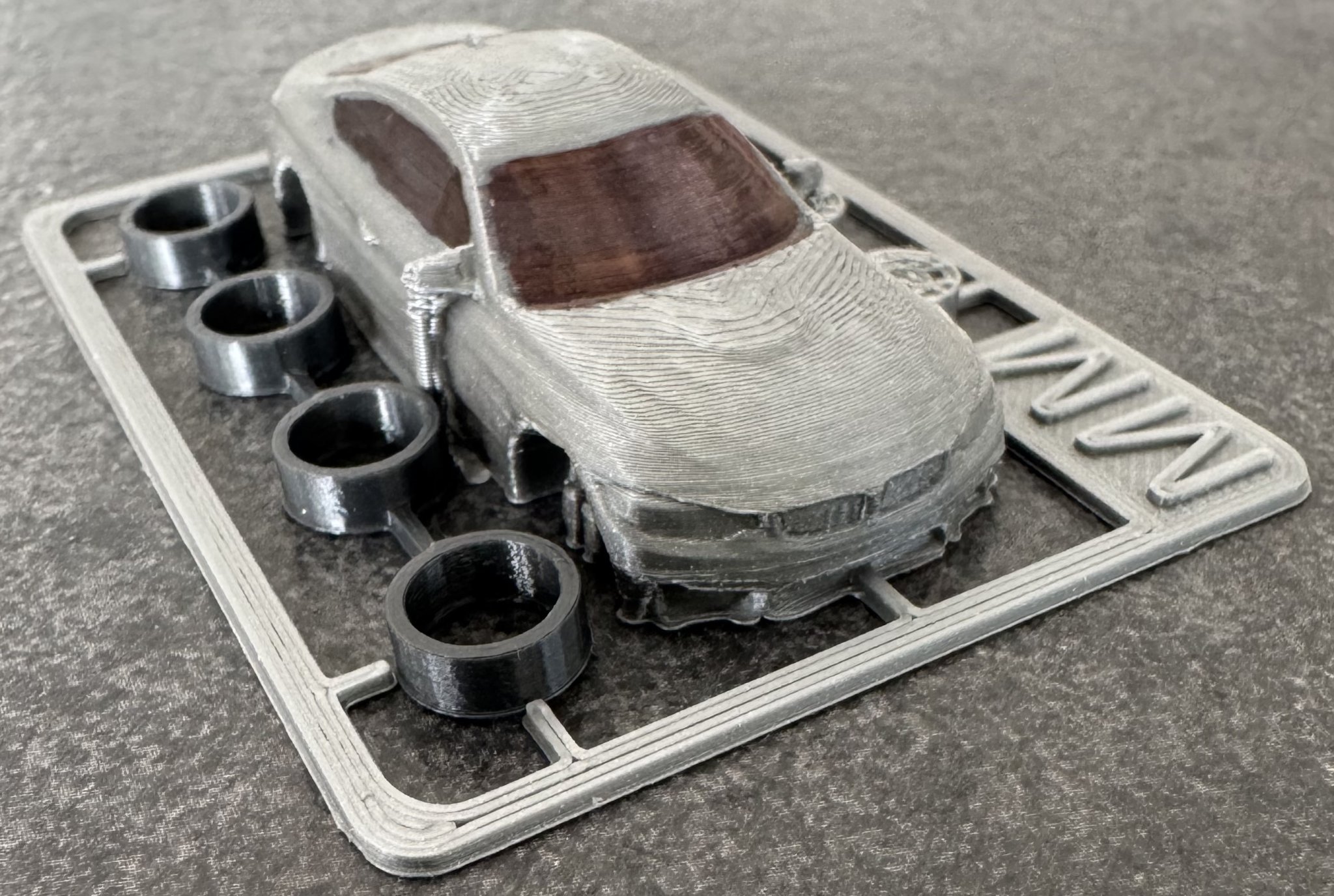 Thẻ kit BMW M4 chi tiết và thực tế