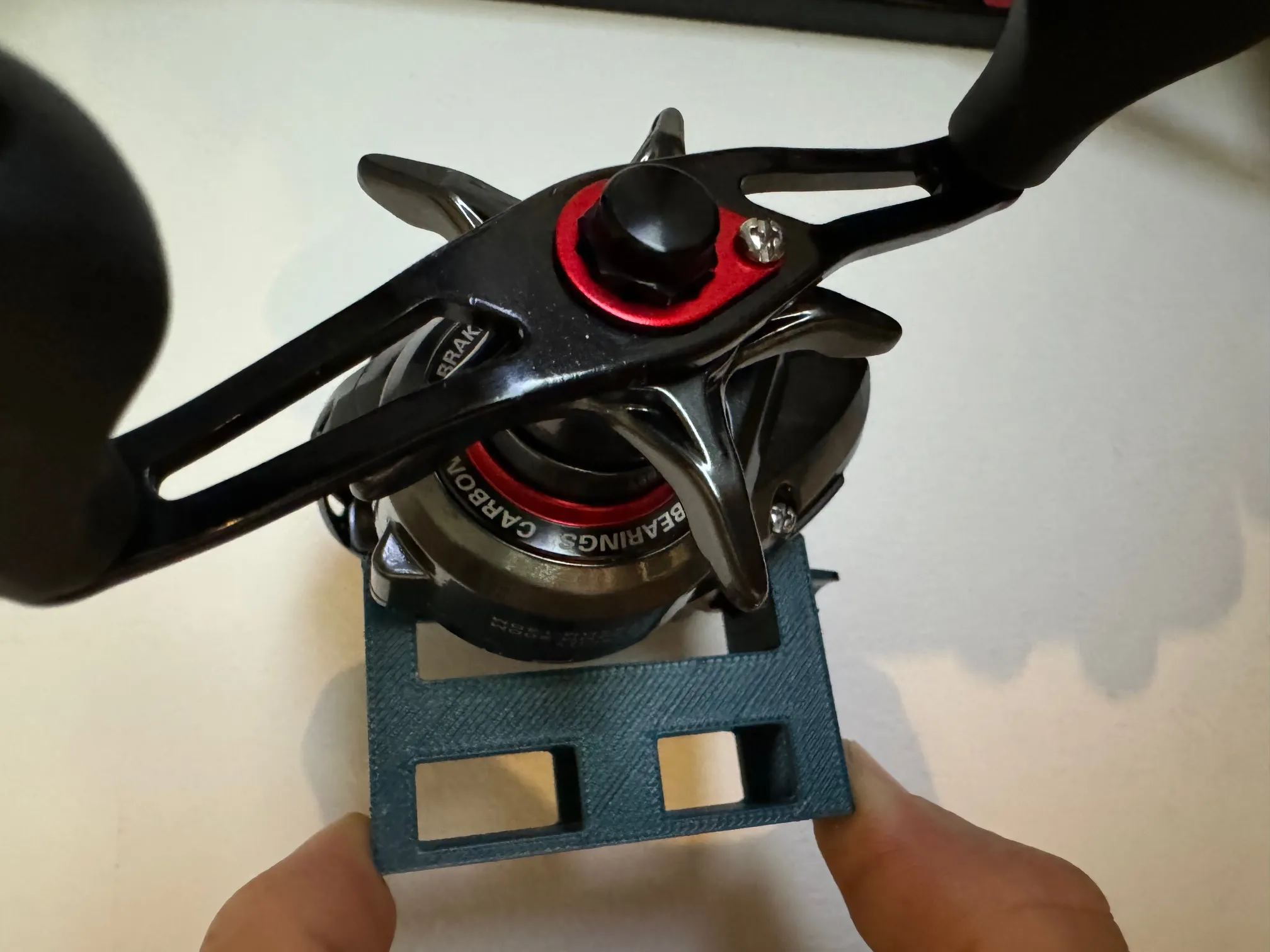 Giá đỡ cuộn câu cá Baitcast treo tường