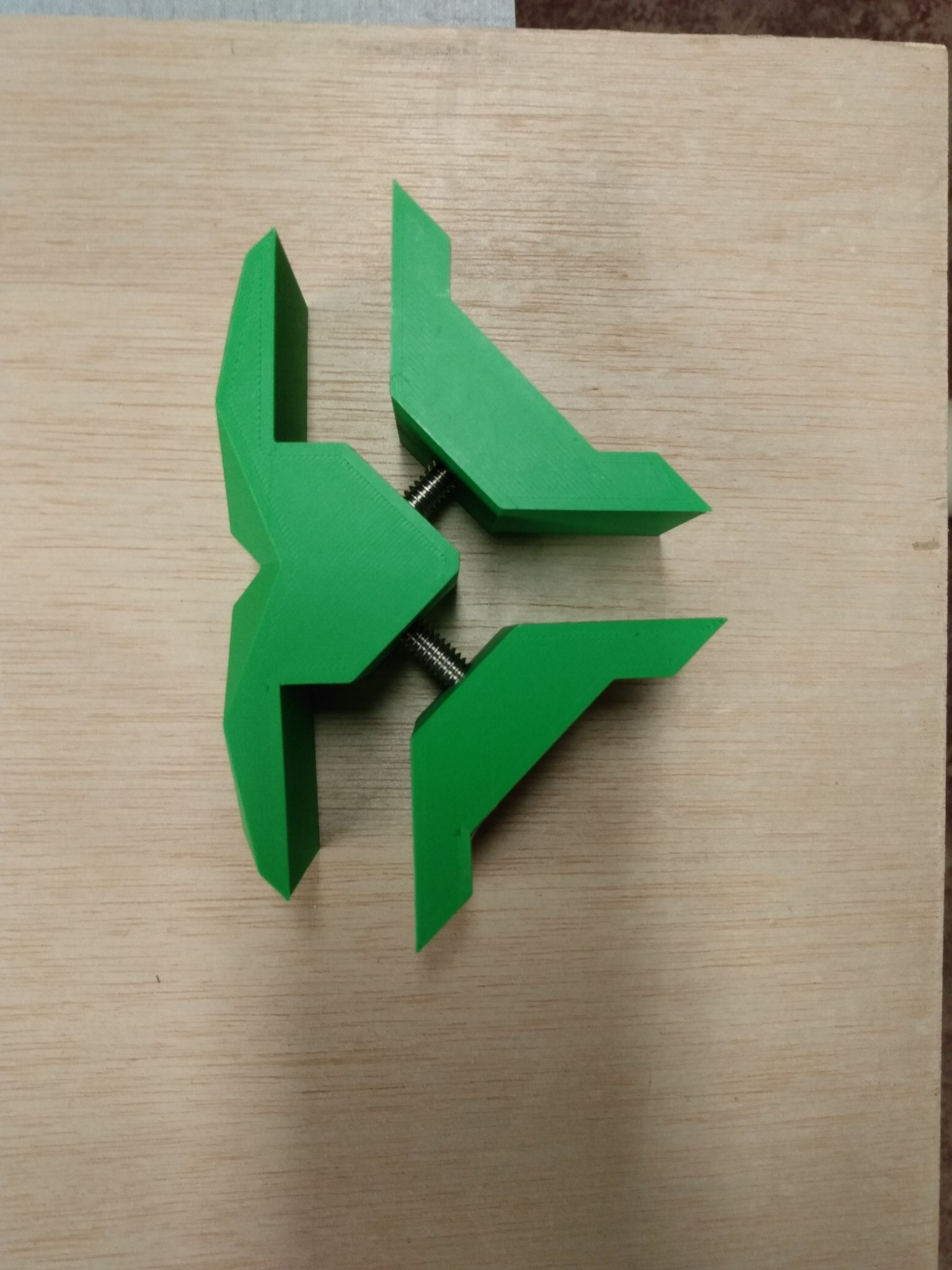 Kết nối nội thất từ ván ép cho đồ đạc tiện dụng