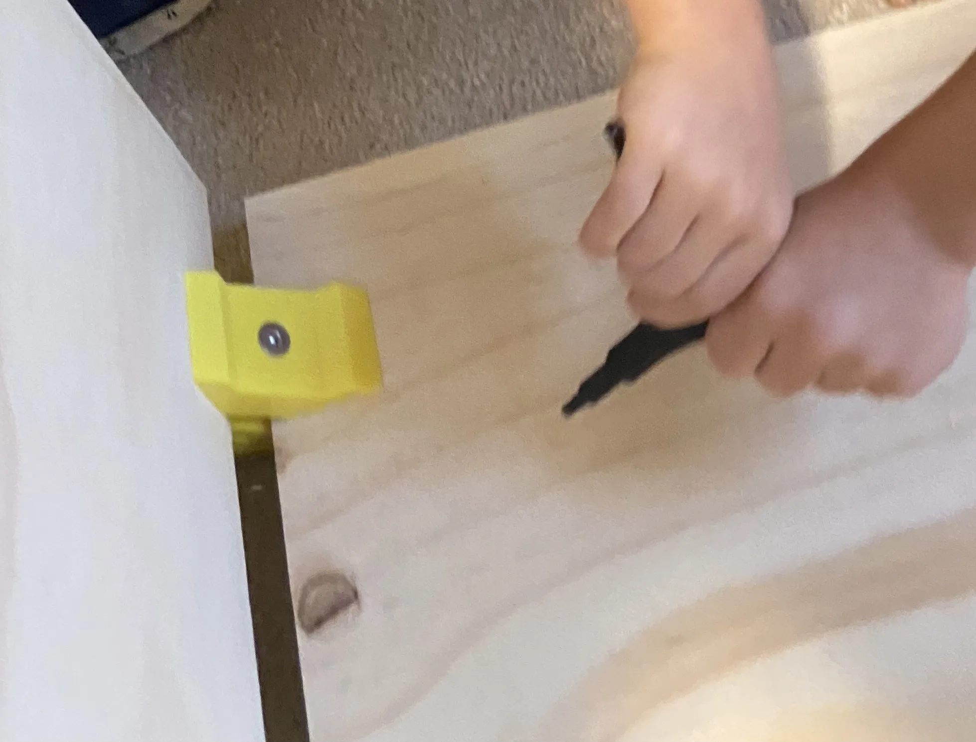 Kết nối nội thất từ ván ép cho đồ đạc tiện dụng