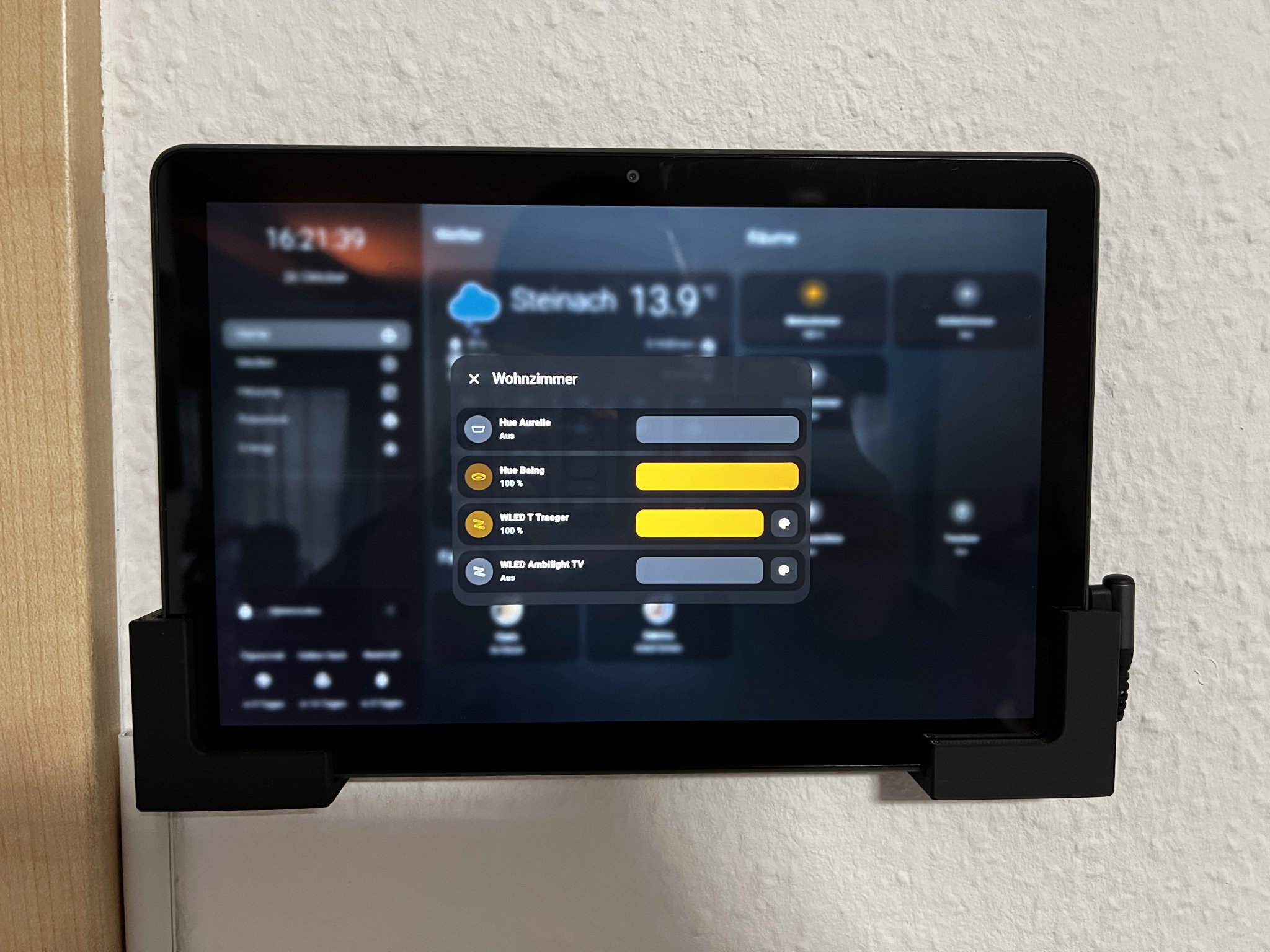 Giá đỡ tường cho máy tính bảng Fire HD10 Plus