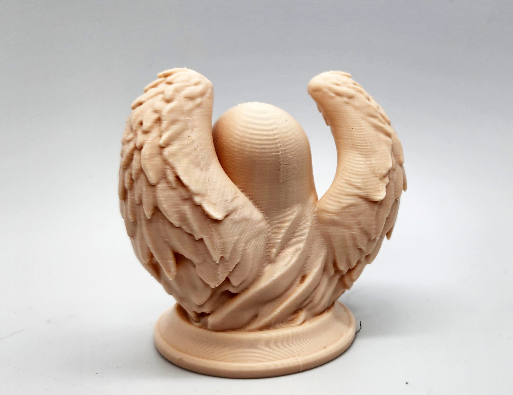 Bust đầu lâu của Thần Chết trong trang phục choàng