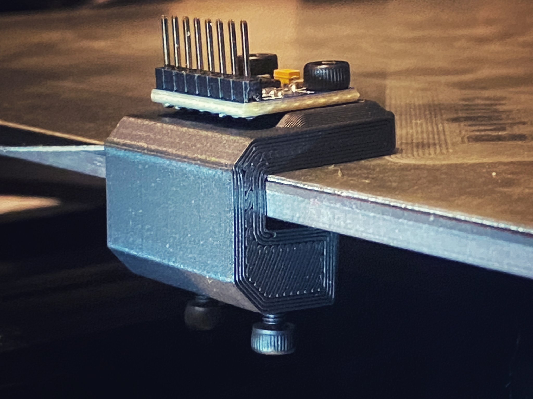 Kẹp gắn ADXL345 cho trục Y máy in 3D không làm hỏng bàn in!