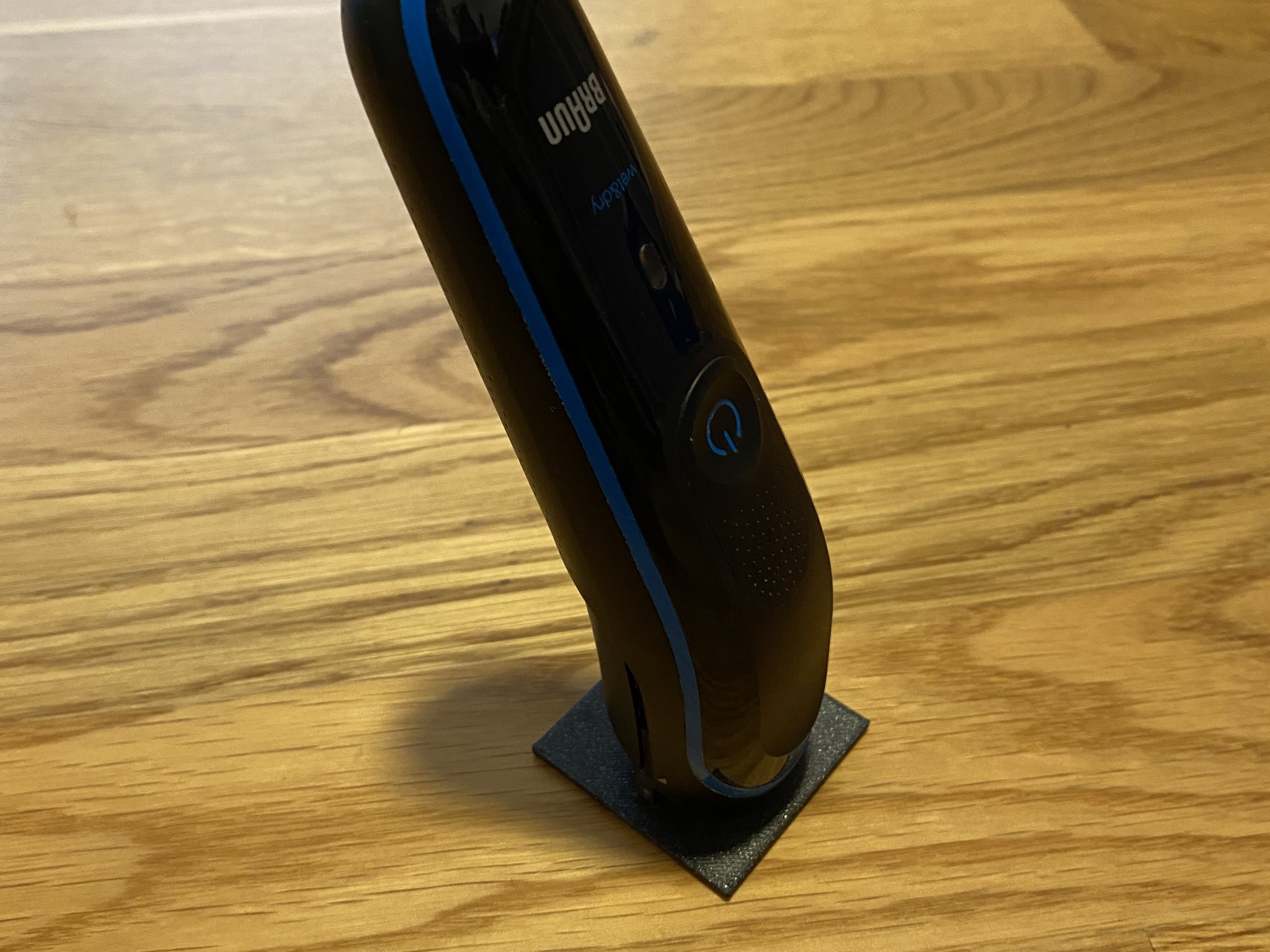 Giá đỡ cho máy cạo râu Braun MKG5544 và phụ kiện