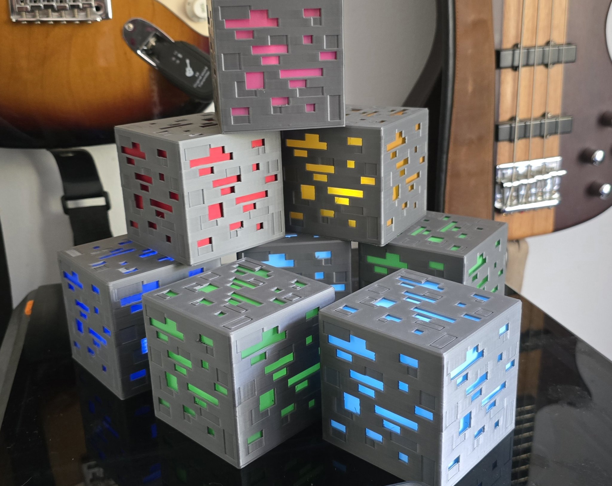 Hộp đèn khoáng sản trong Minecraft cho trẻ em