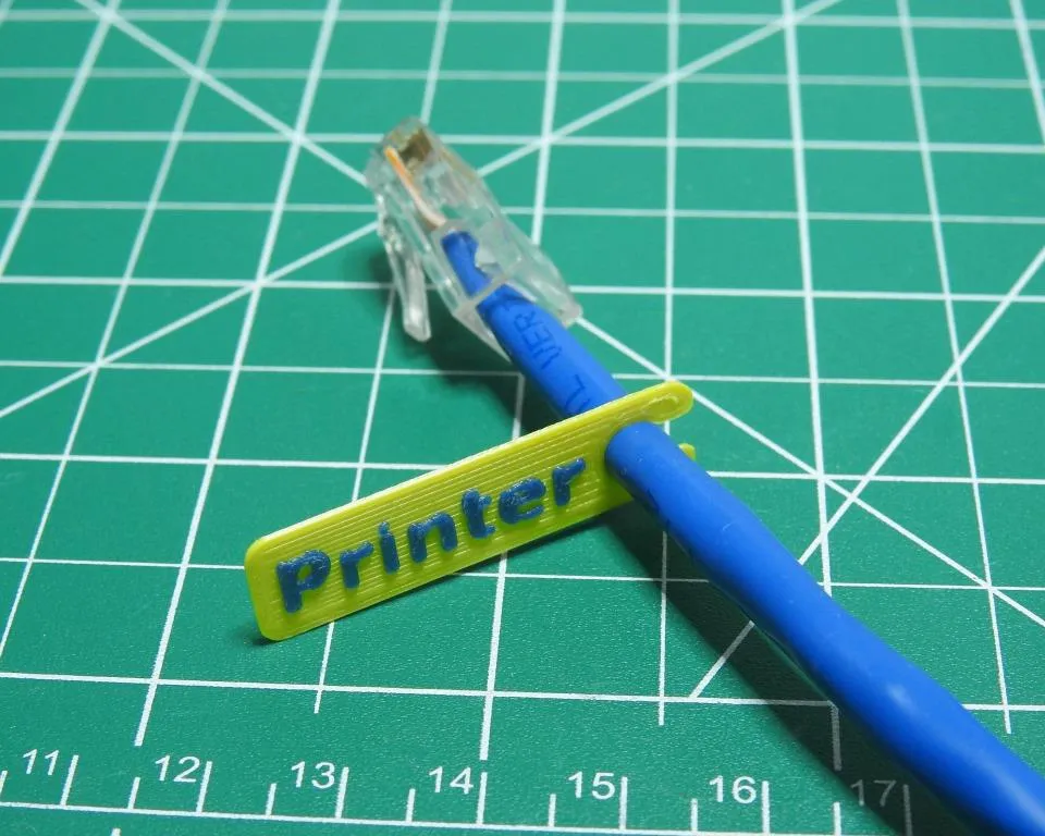 Thiết kế thẻ và móc khóa tùy chỉnh với OpenSCAD