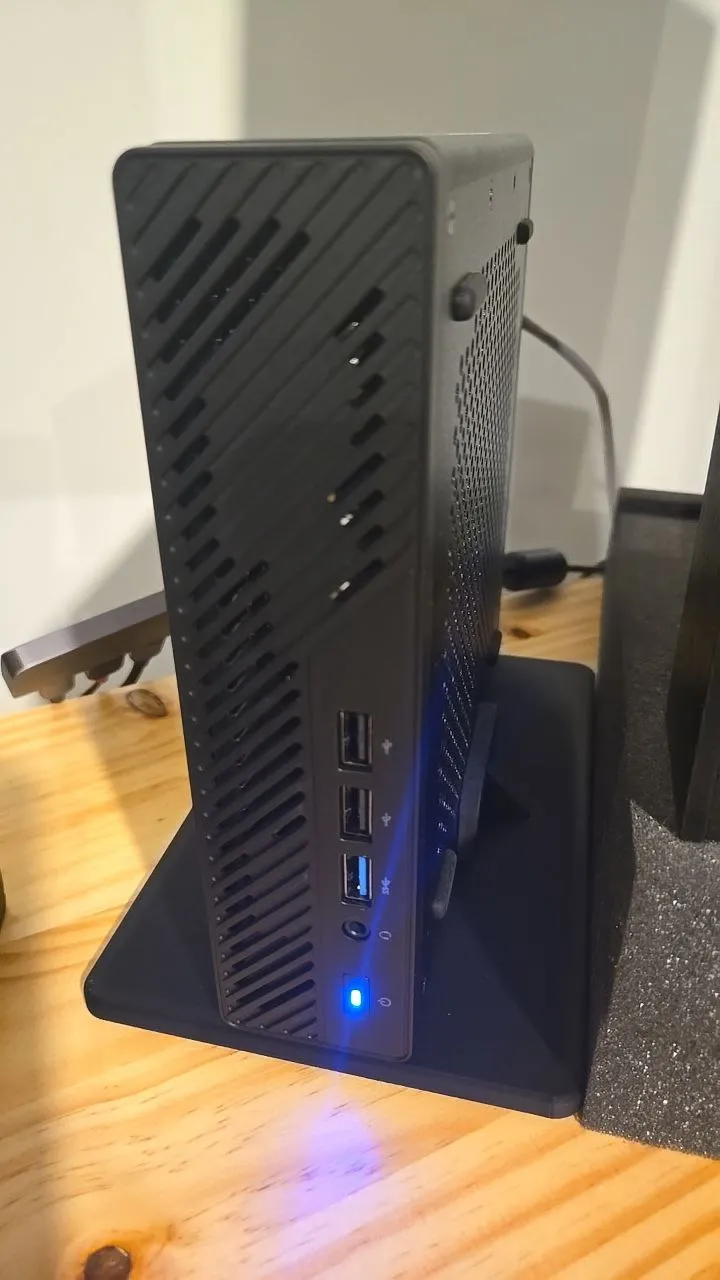 Giá đỡ đứng cho Minisforum MS-01