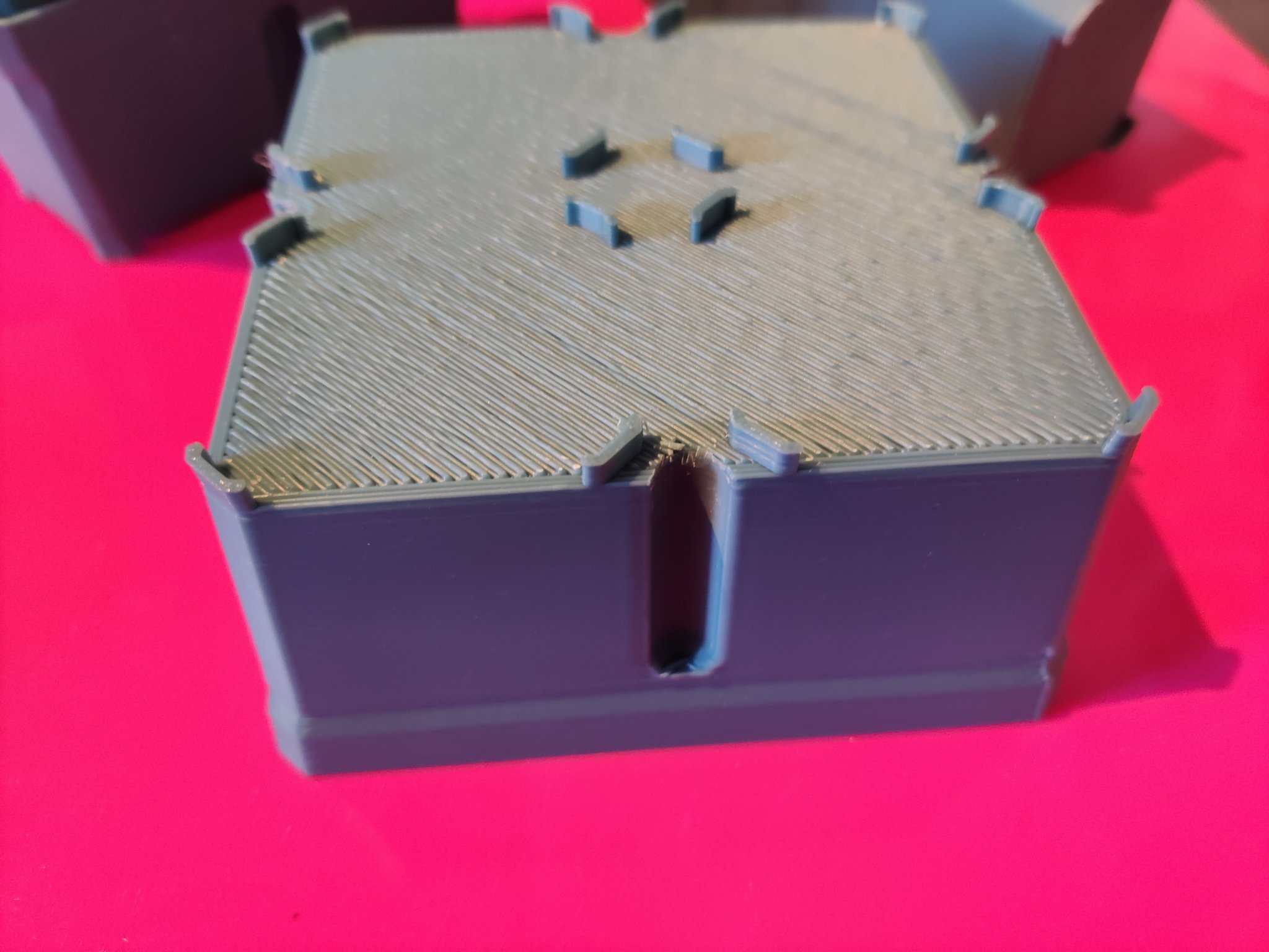 Hộp tổ chức Kistenberg Tager cho mô hình in 3D