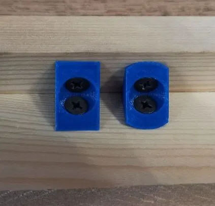 Giá đỡ góc cho hai mặt phẳng với kích thước khác nhau