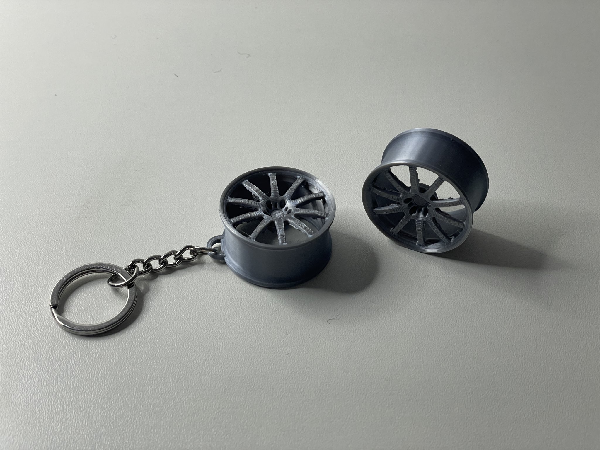 Móc chìa khóa bánh xe Dotz cho tín đồ xe hơi