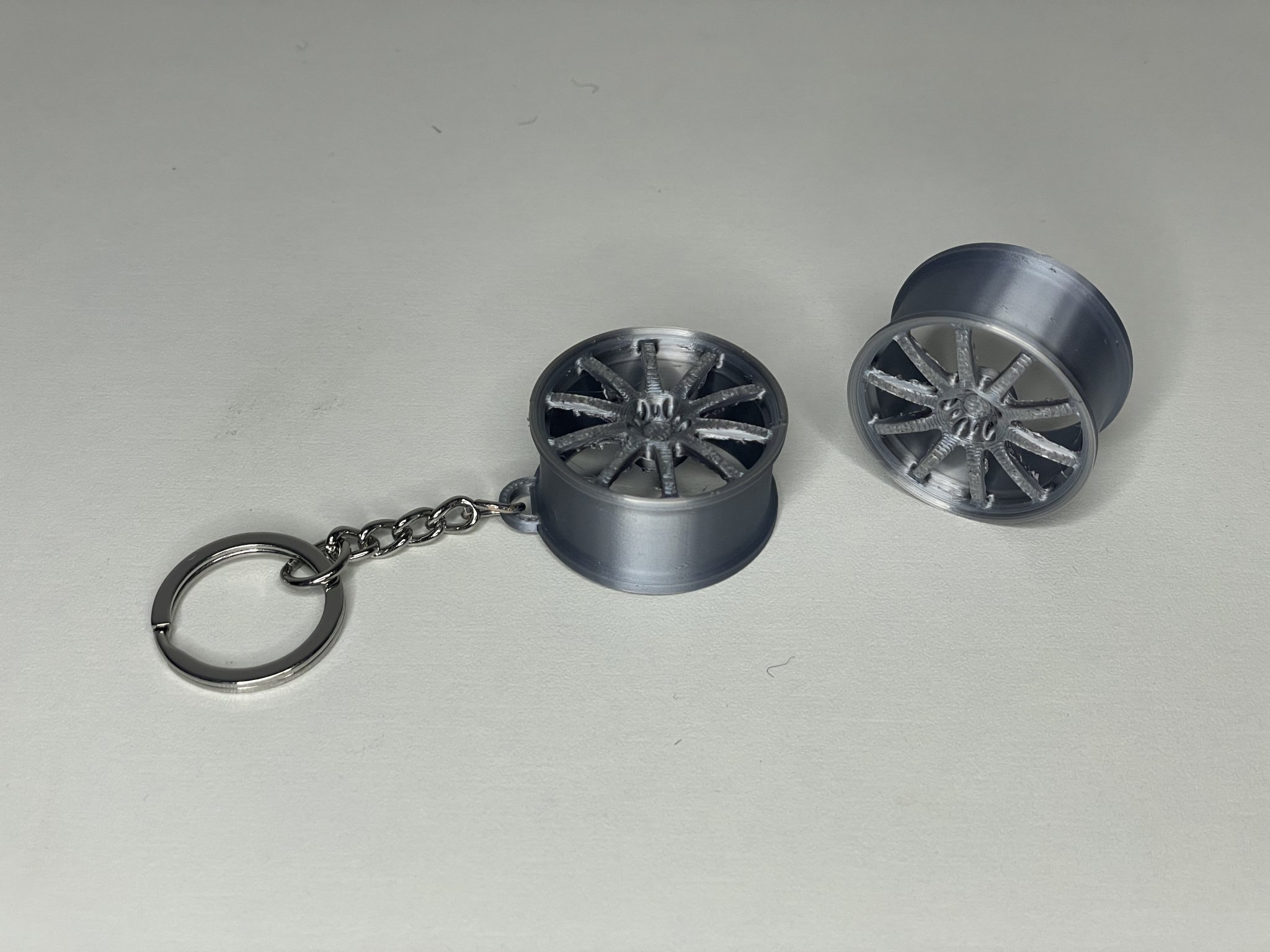 Móc chìa khóa bánh xe Dotz cho tín đồ xe hơi