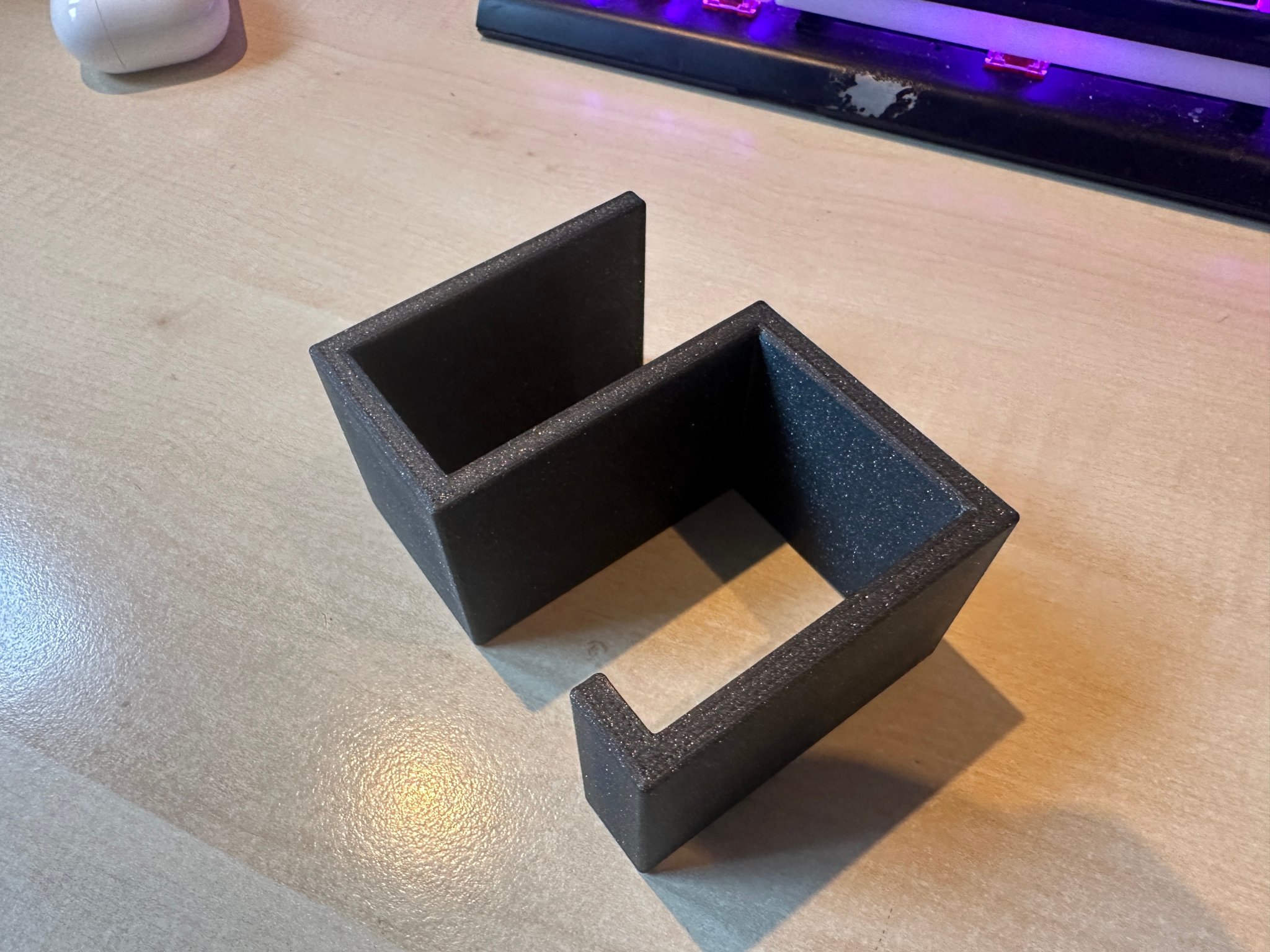 Giá treo tai nghe đơn giản trong FreeCAD