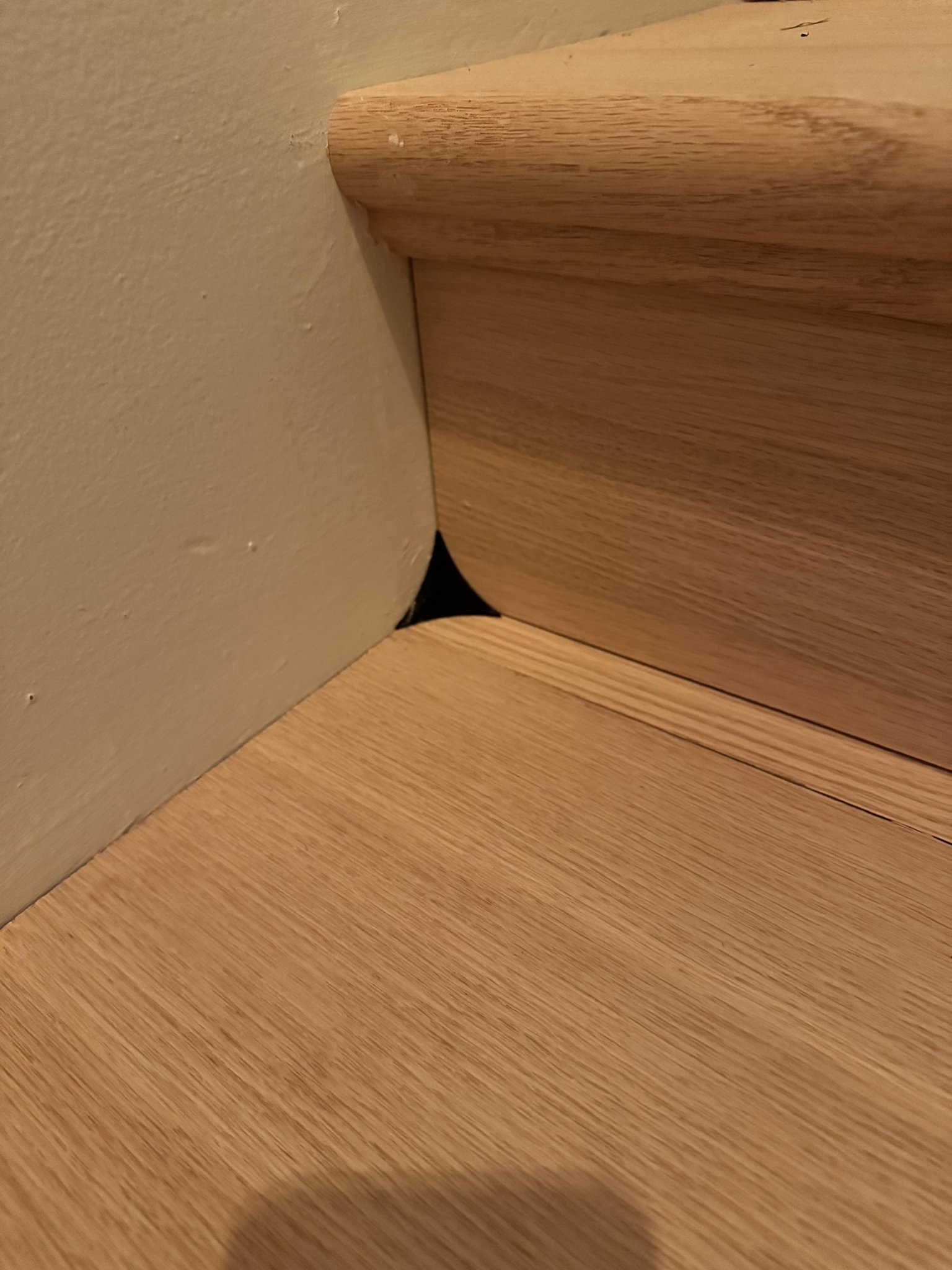 Góc bụi cầu thang PETG với tỉ lệ 120% và 20% infill