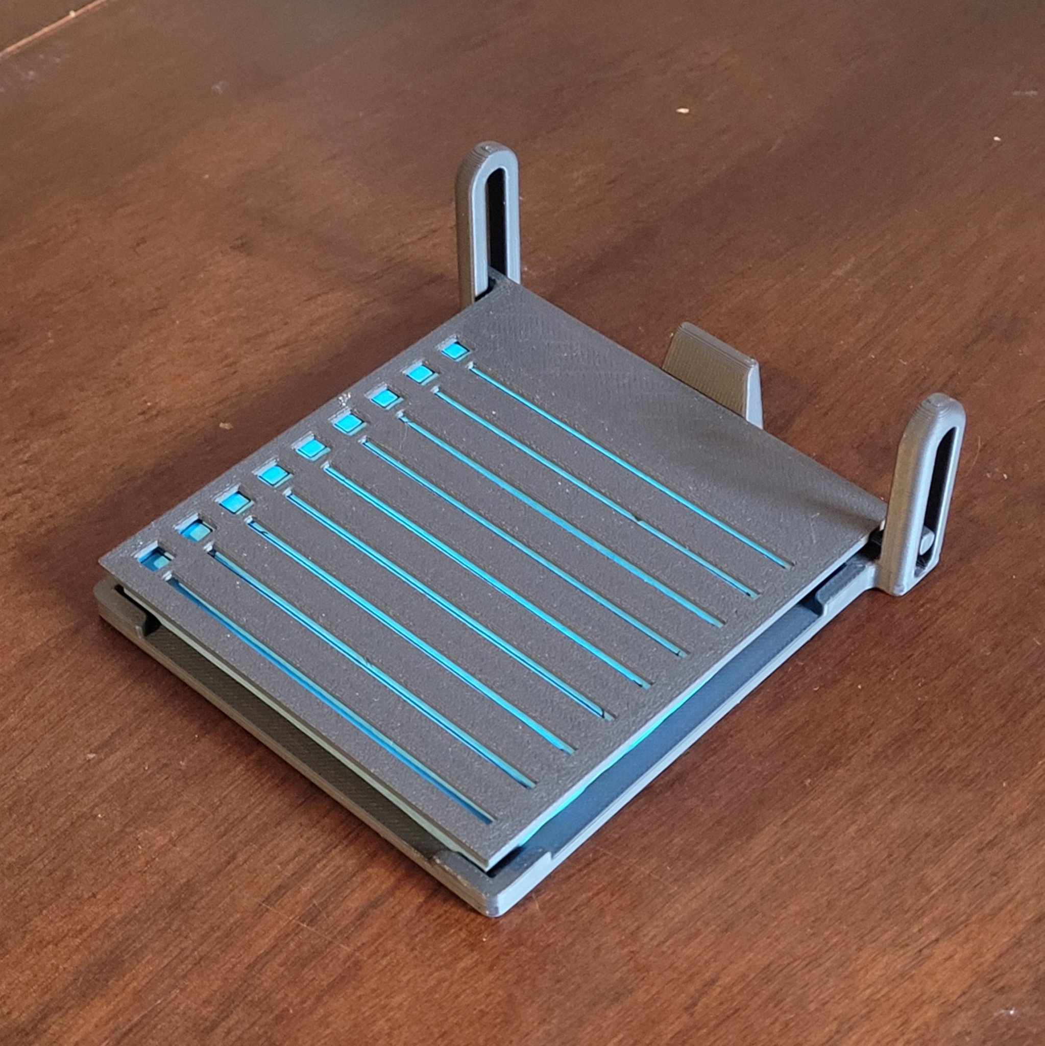 Giá đỡ ghi chú dán tiêu chuẩn 3"x3" với khuôn gập