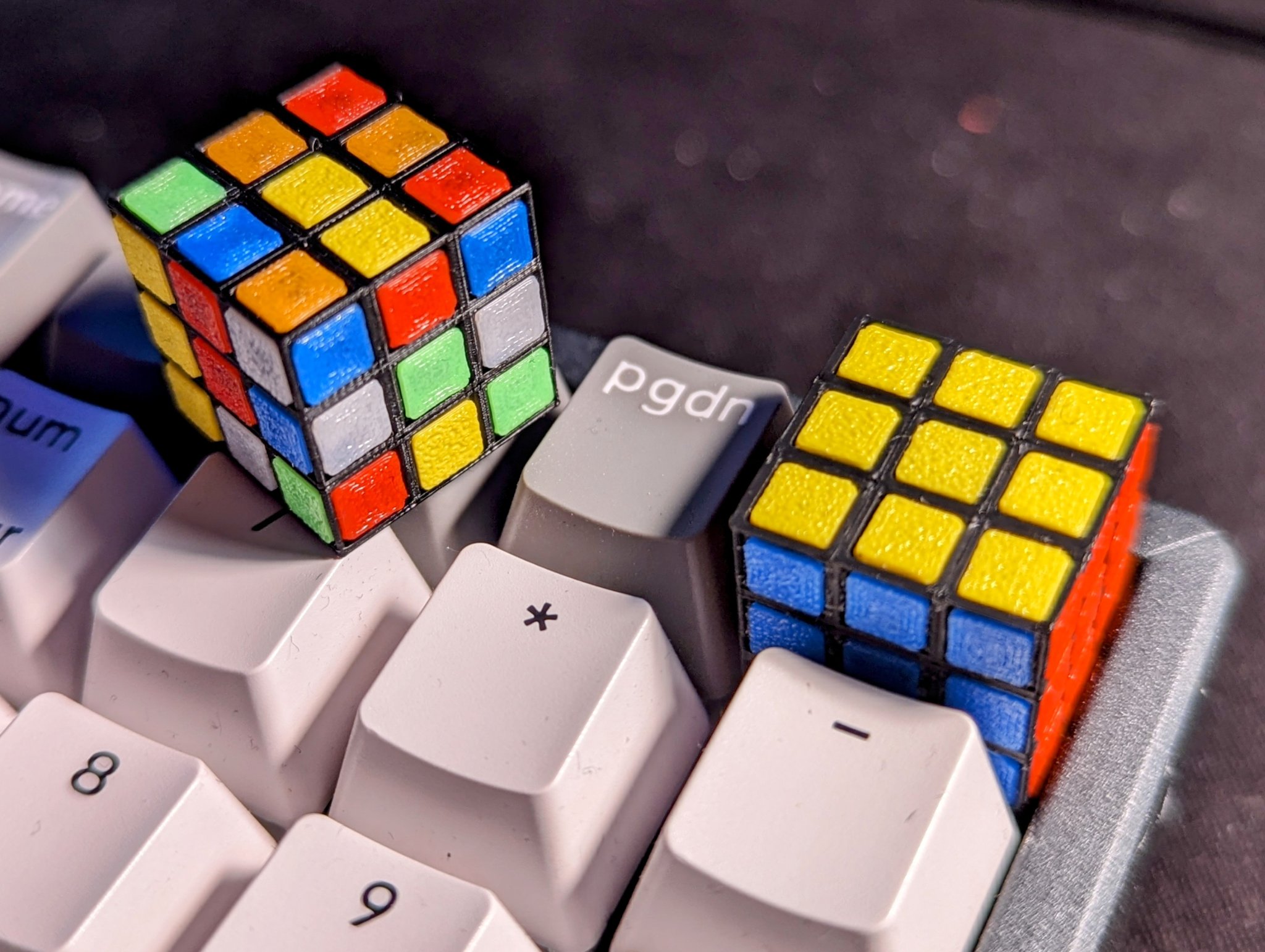 Núm phím hình khối Rubik cho bàn phím cơ