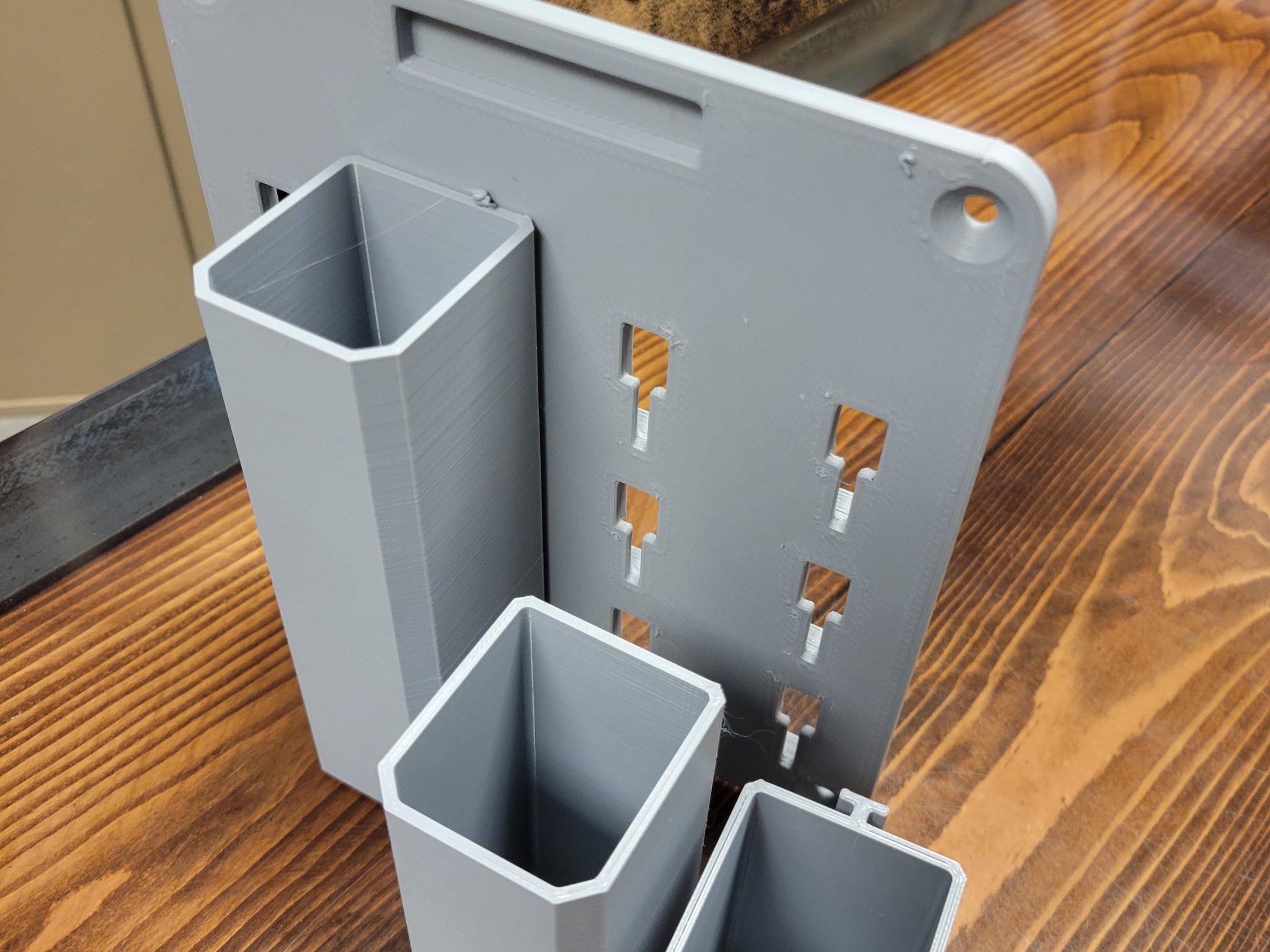 Giá đỡ dây buộc Zip 180mm rộng, 200mm cao