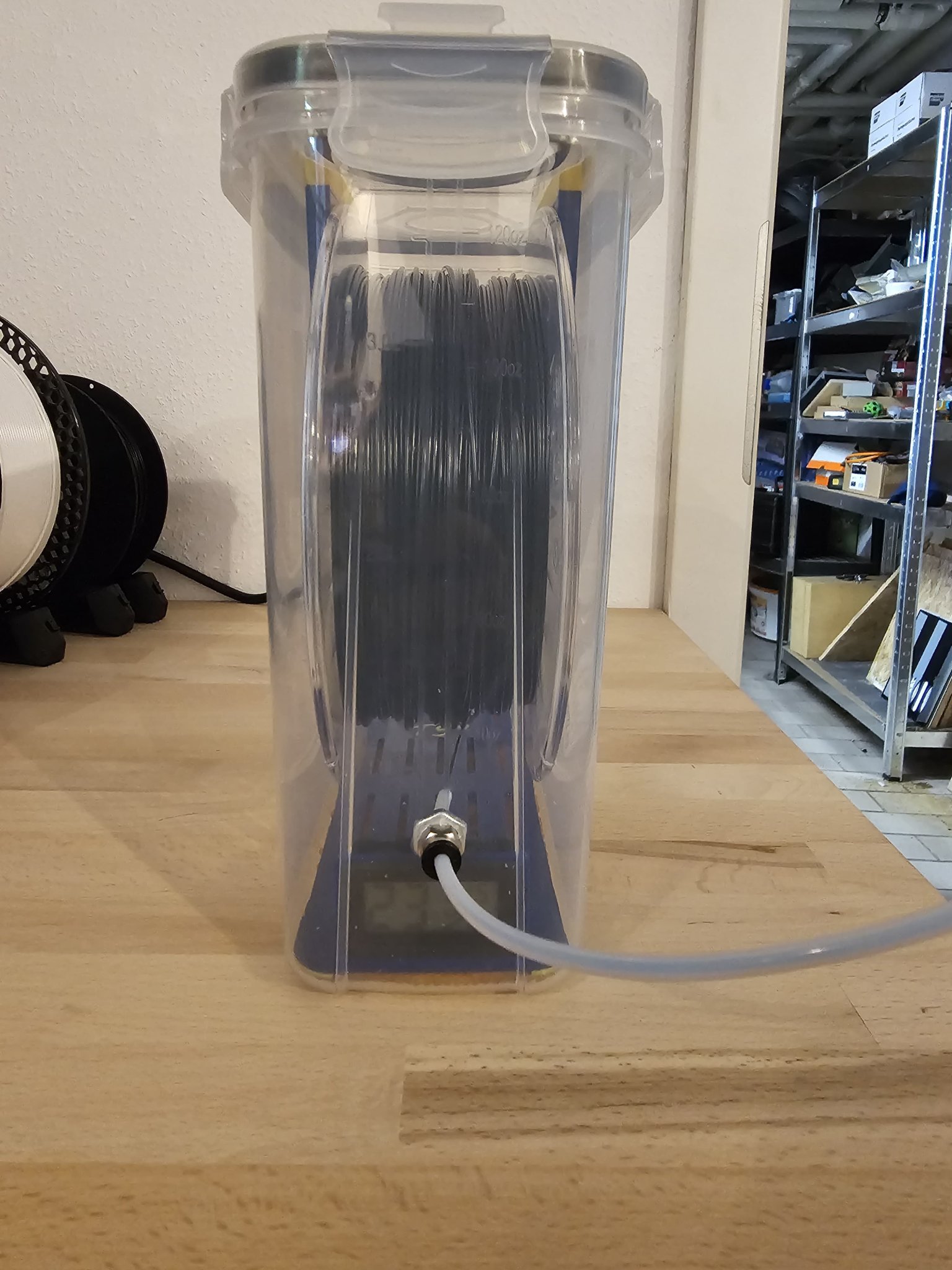 Hộp chứa filament khô với hygrometer và vật liệu hút ẩm