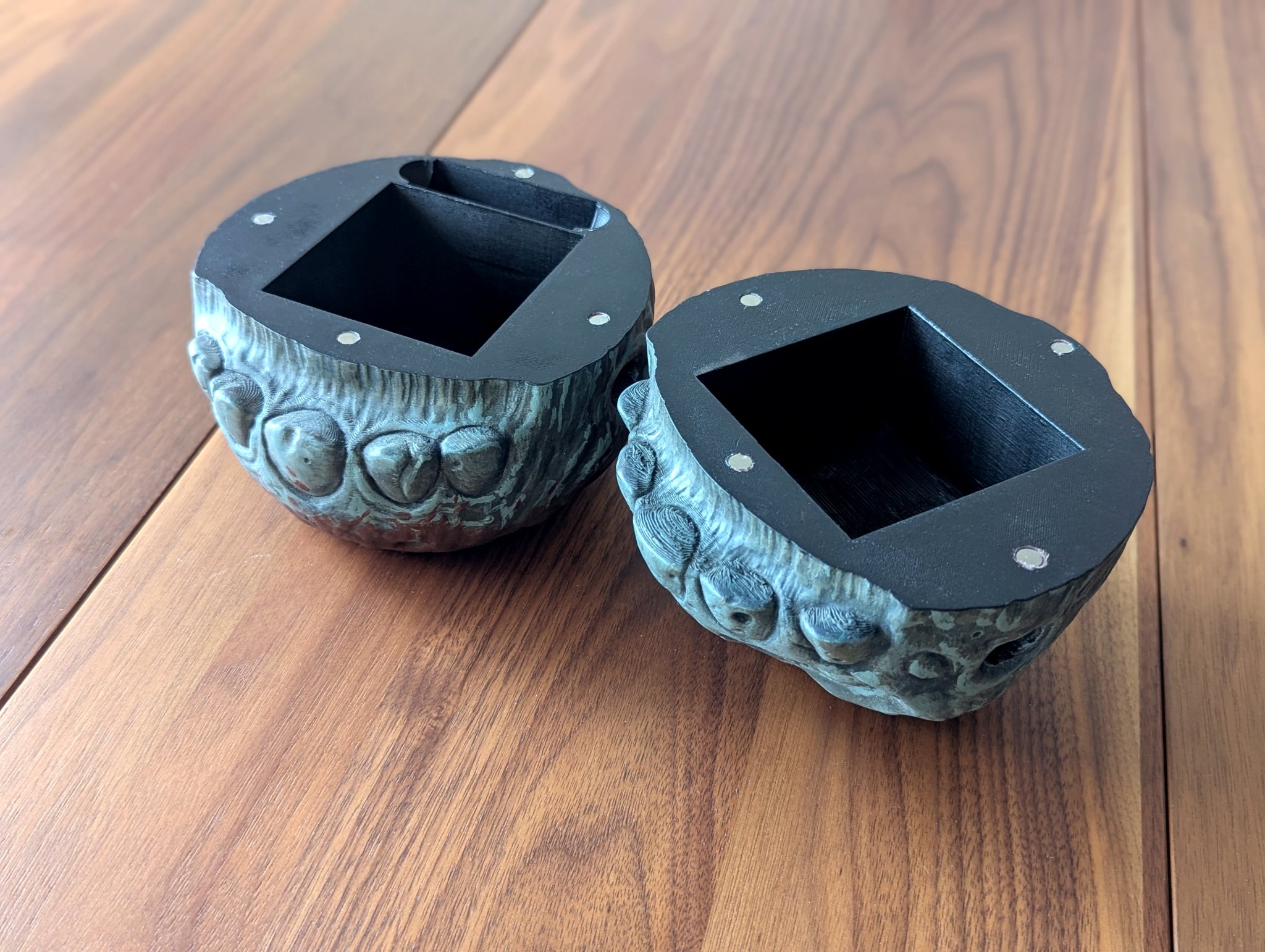 Hộp bài Rok cho trò chơi Flesh and Blood TCG