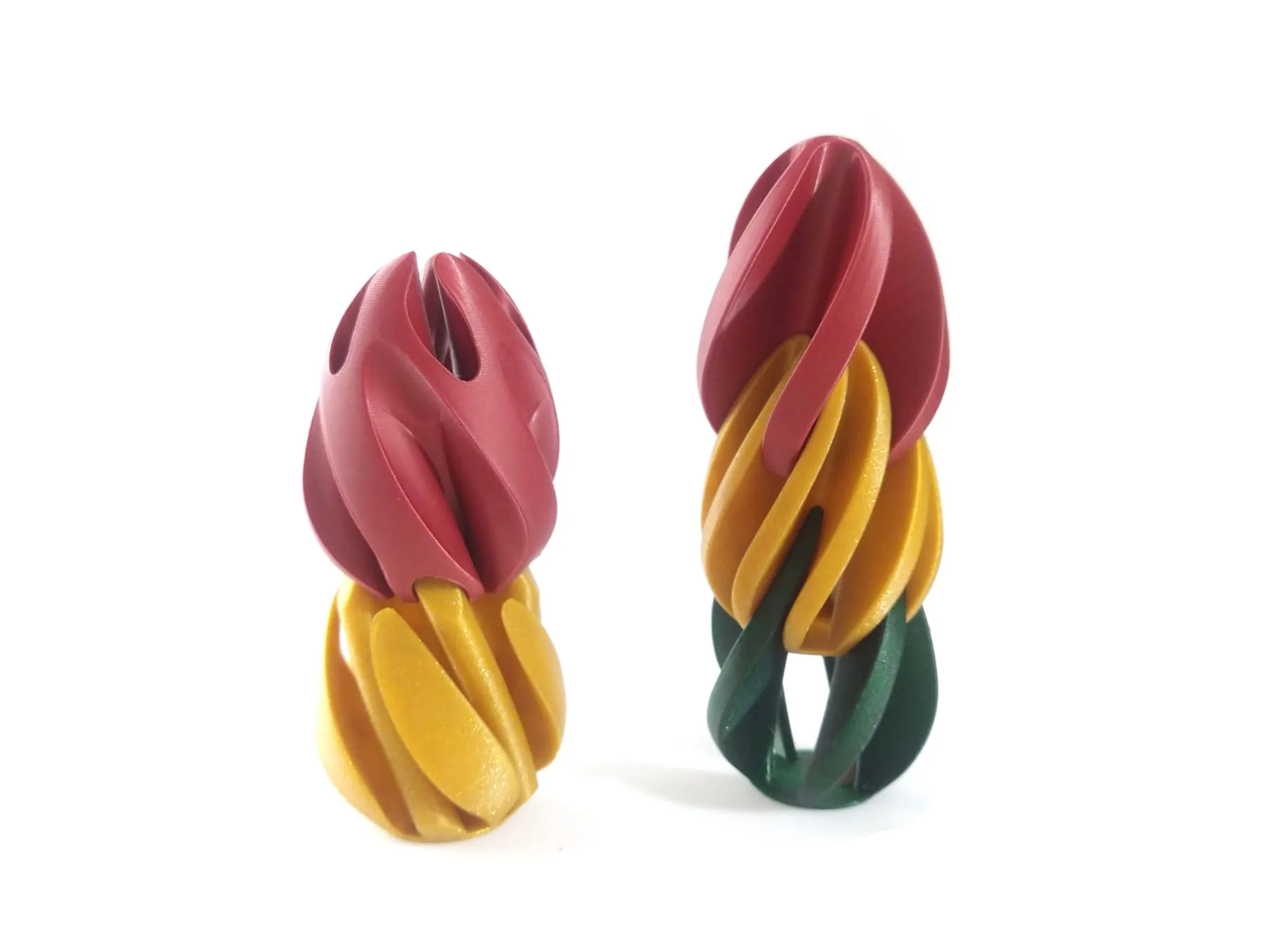 Trứng Phục Sinh Nhiều Màu Sắc Với Chi Tiết Thêm