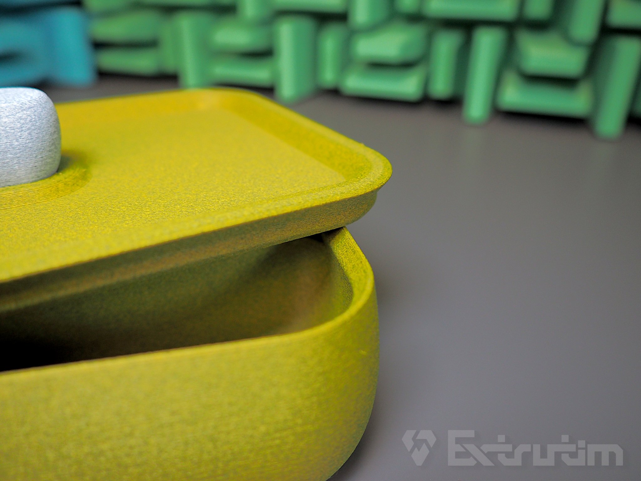 Hộp trang sức nhiều ngăn với nắp, có thể xếp chồng lên nhau