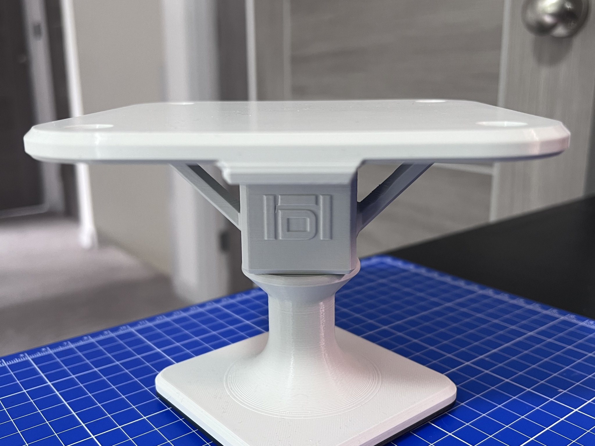 Mô hình bàn xoay Turner V5 cho các dự án sáng tạo