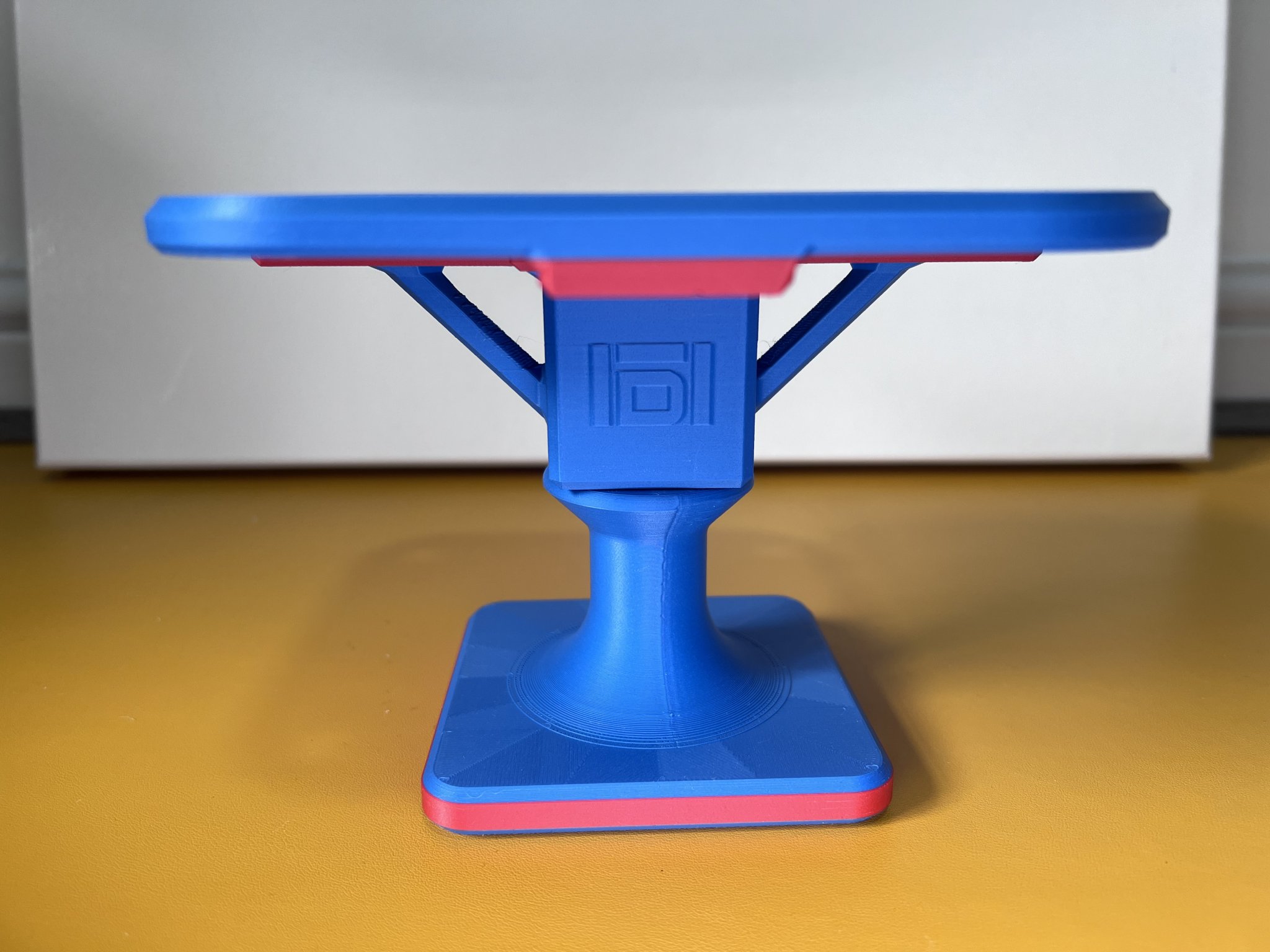 Mô hình bàn xoay Turner V5 cho các dự án sáng tạo