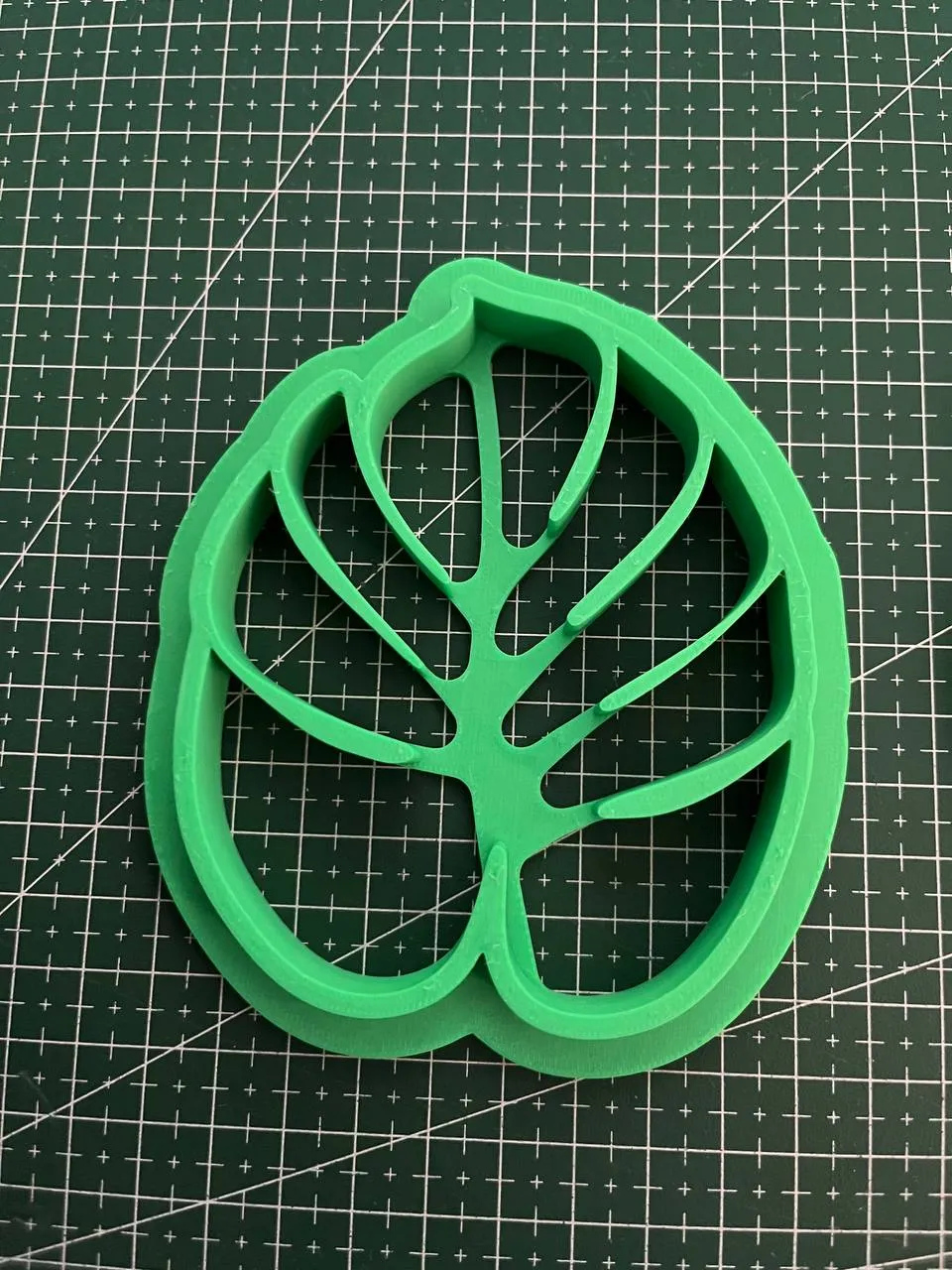 Dao cắt lá Monstera cho bánh quy và đồ gốm lạnh