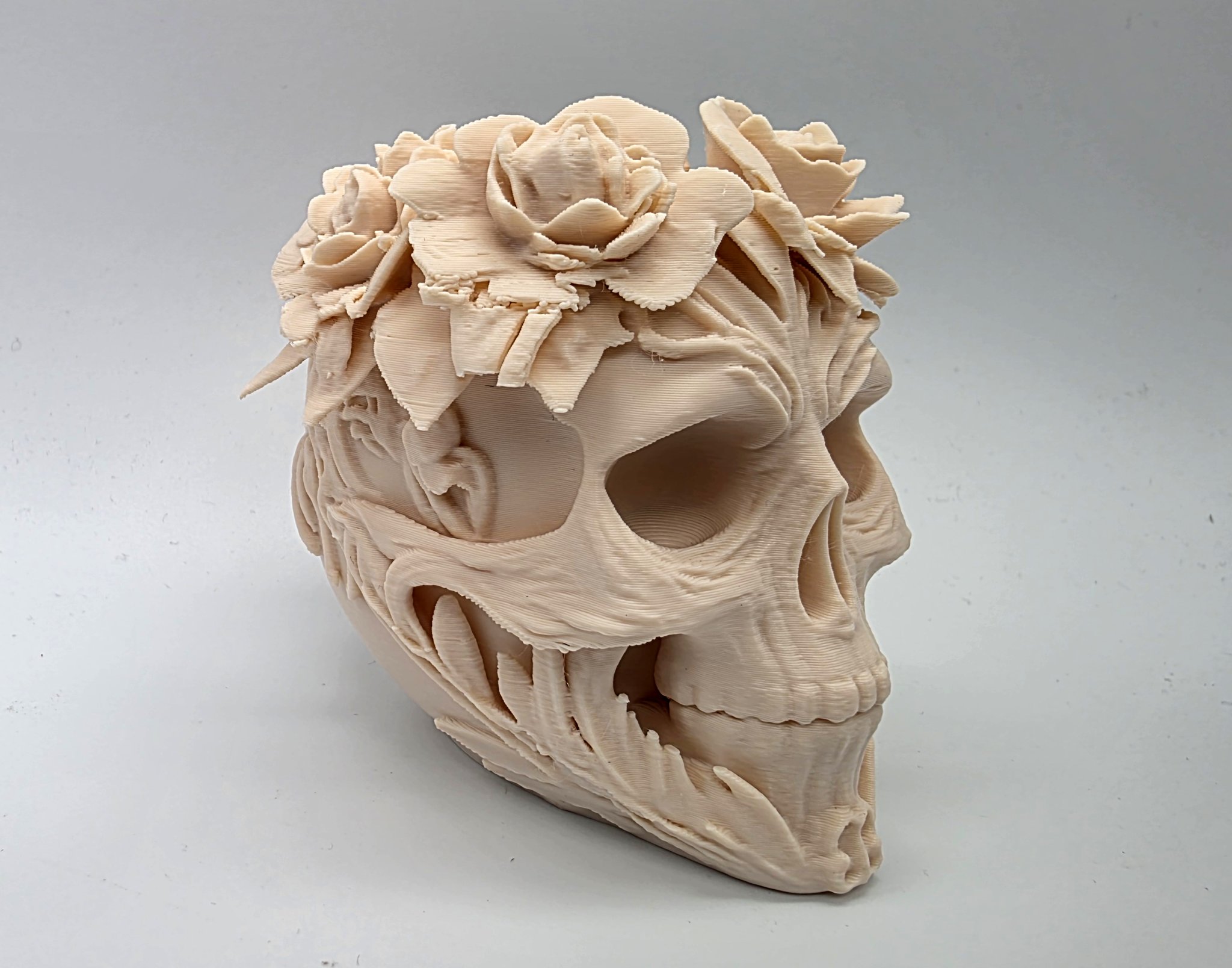 Đầu lâu hoa trang trí độc đáo và kỳ lạ