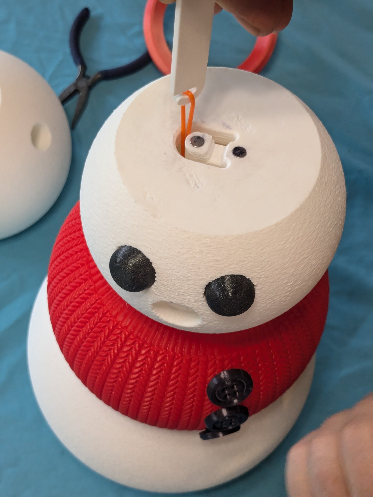 Công cụ lắp ráp người tuyết khổng lồ