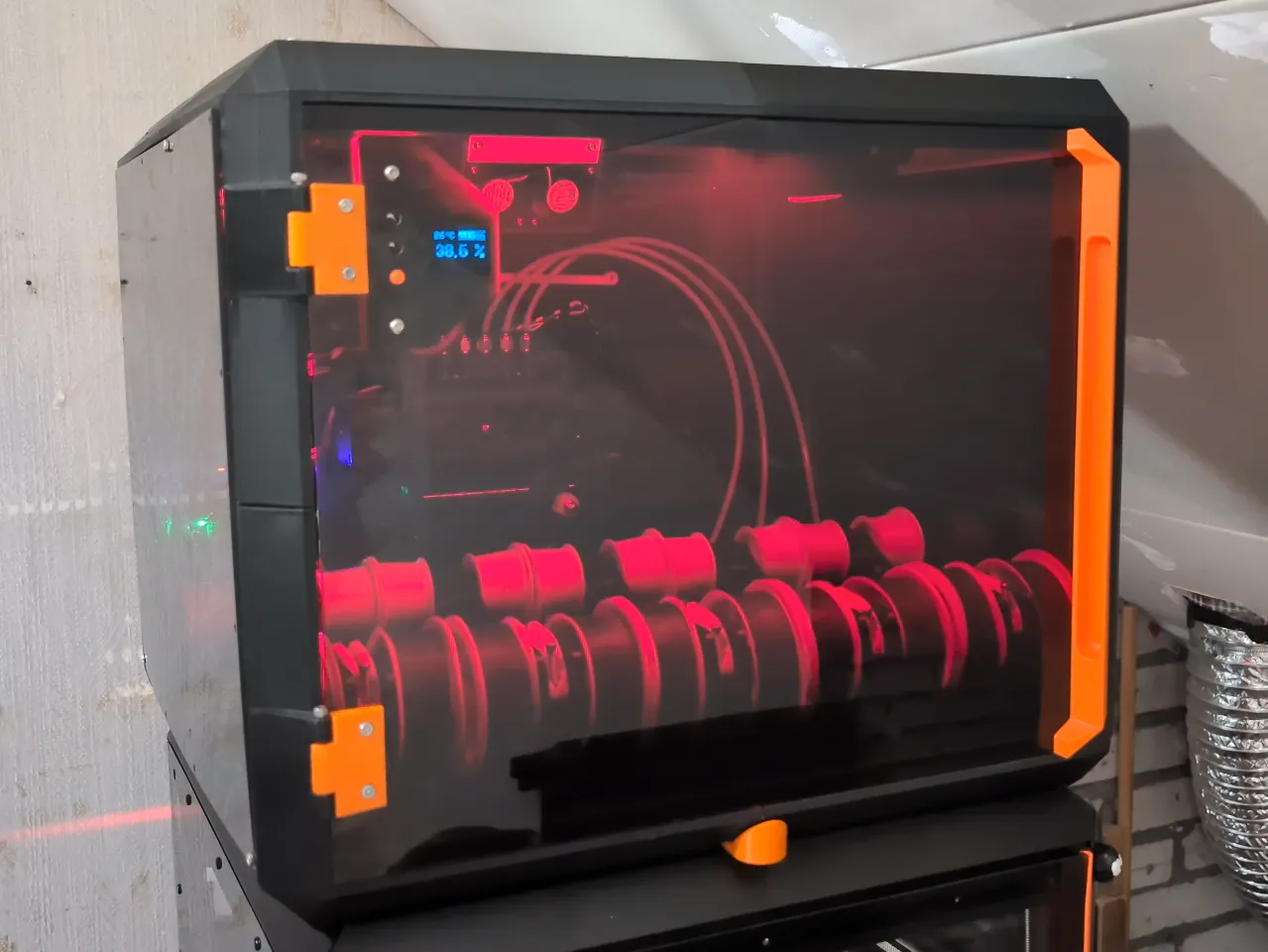 Đèn LED RGB cho COREBOXX với tính năng Semi-Smart