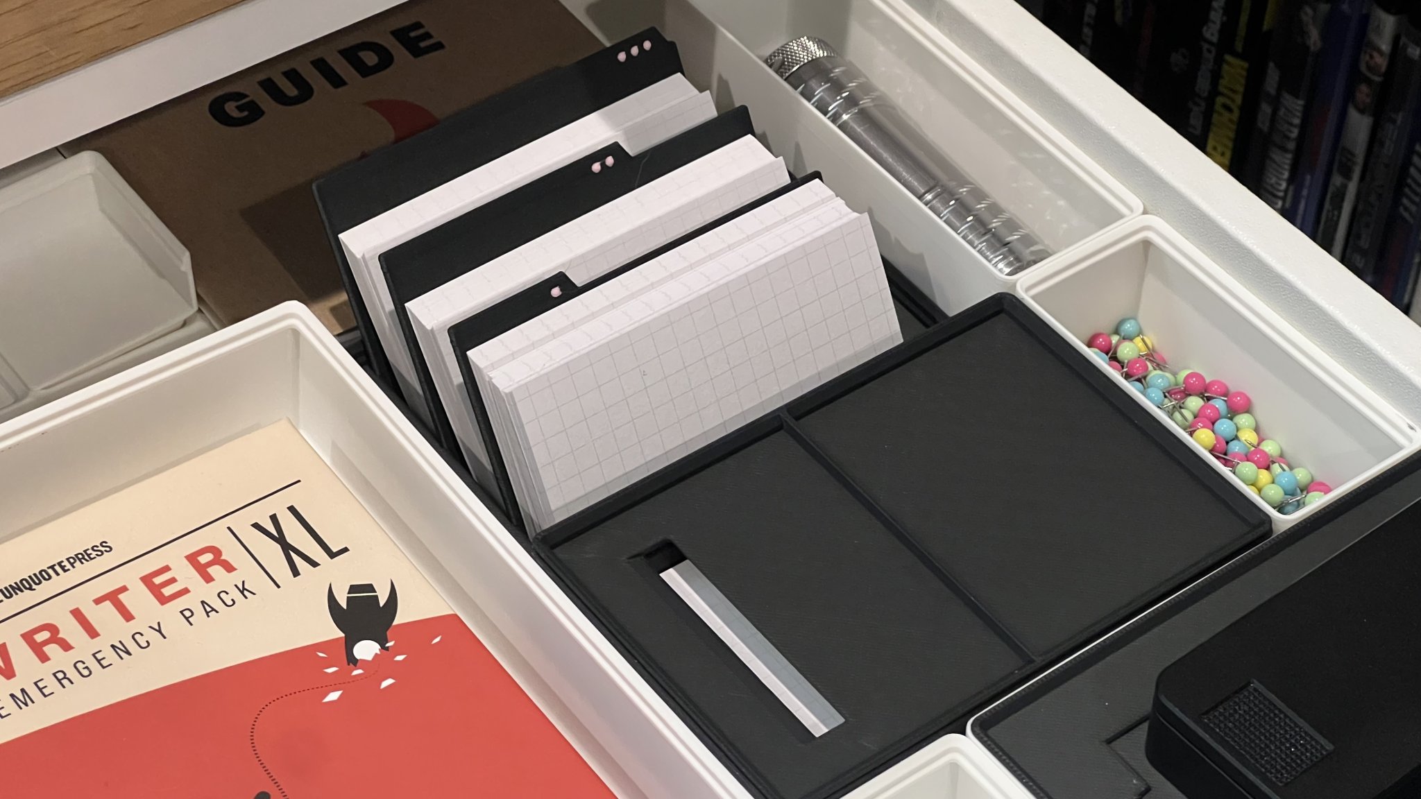 Bộ tổ chức thẻ chỉ mục Gridfinity cho biên kịch