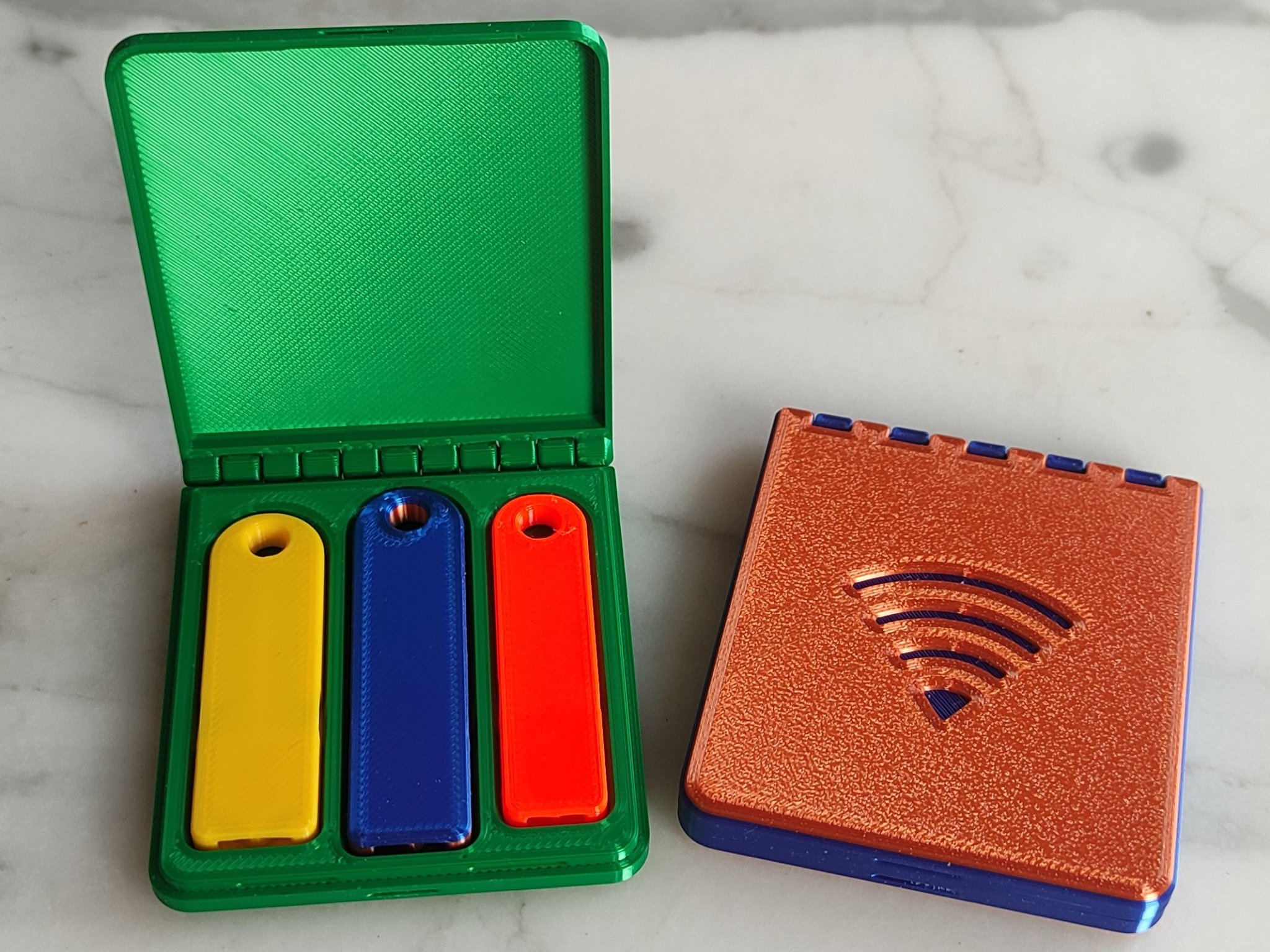 Hộp quà và lưu trữ cho bộ còi chìa khóa