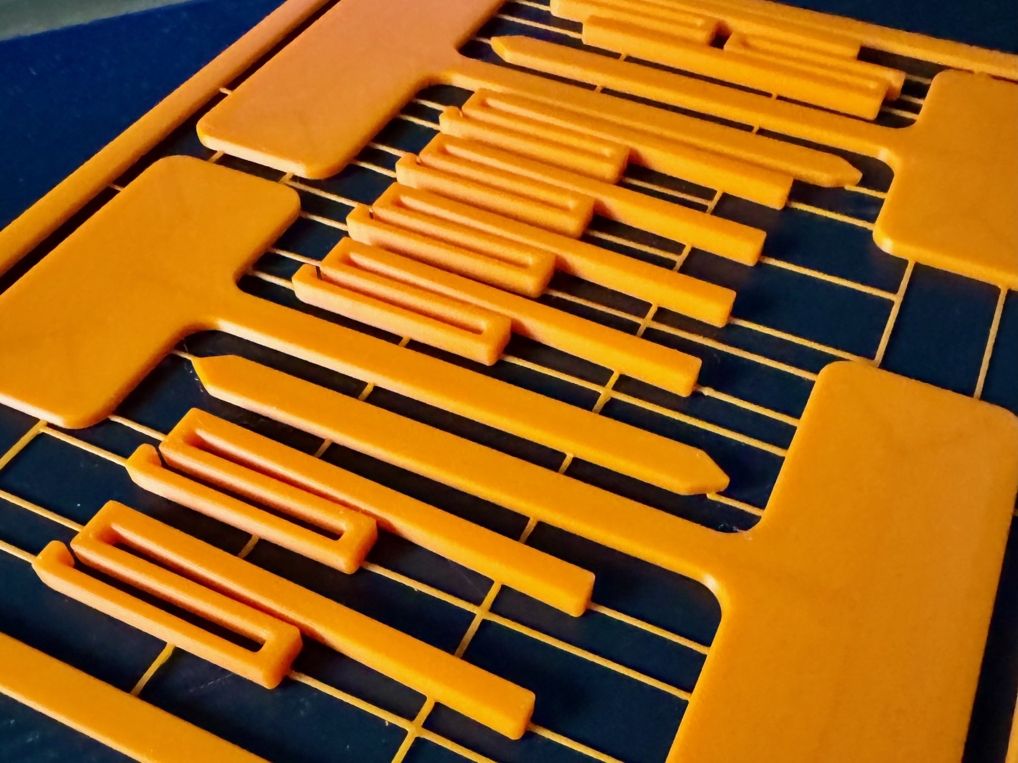 Thẻ Kit - Giá đỡ chậu cây và túi hạt giống