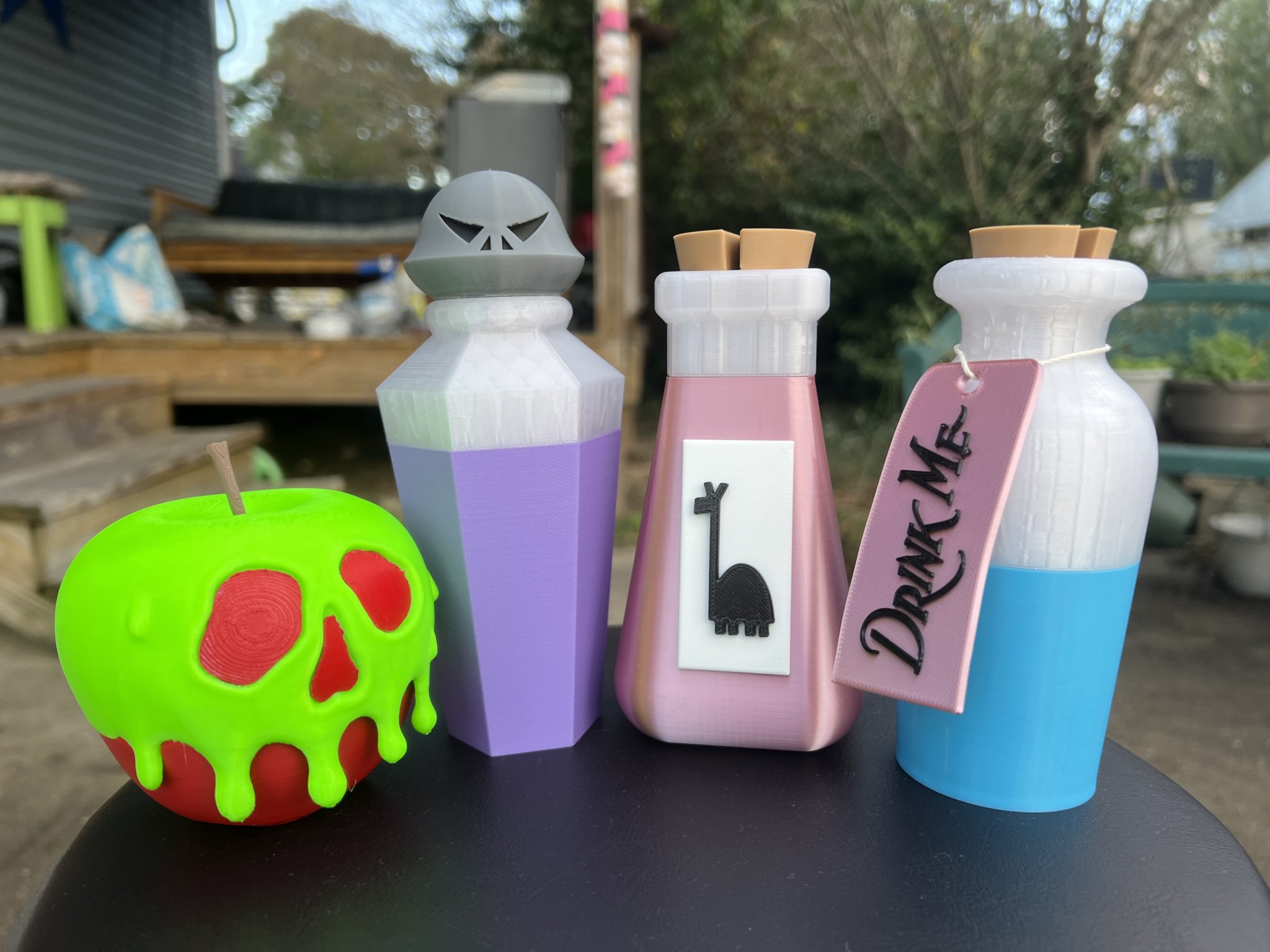 Bài thuốc độc của các nhân vật phản diện Disney trong Halloween