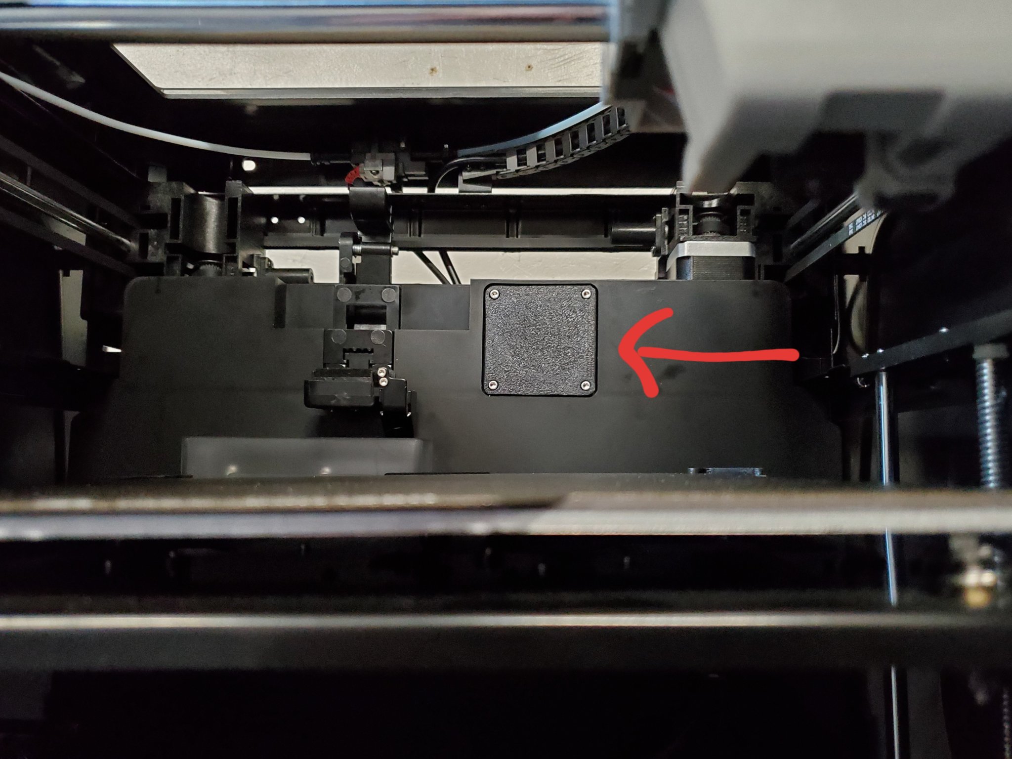 Nắp che cổng xả cho Qidi Q1 Pro