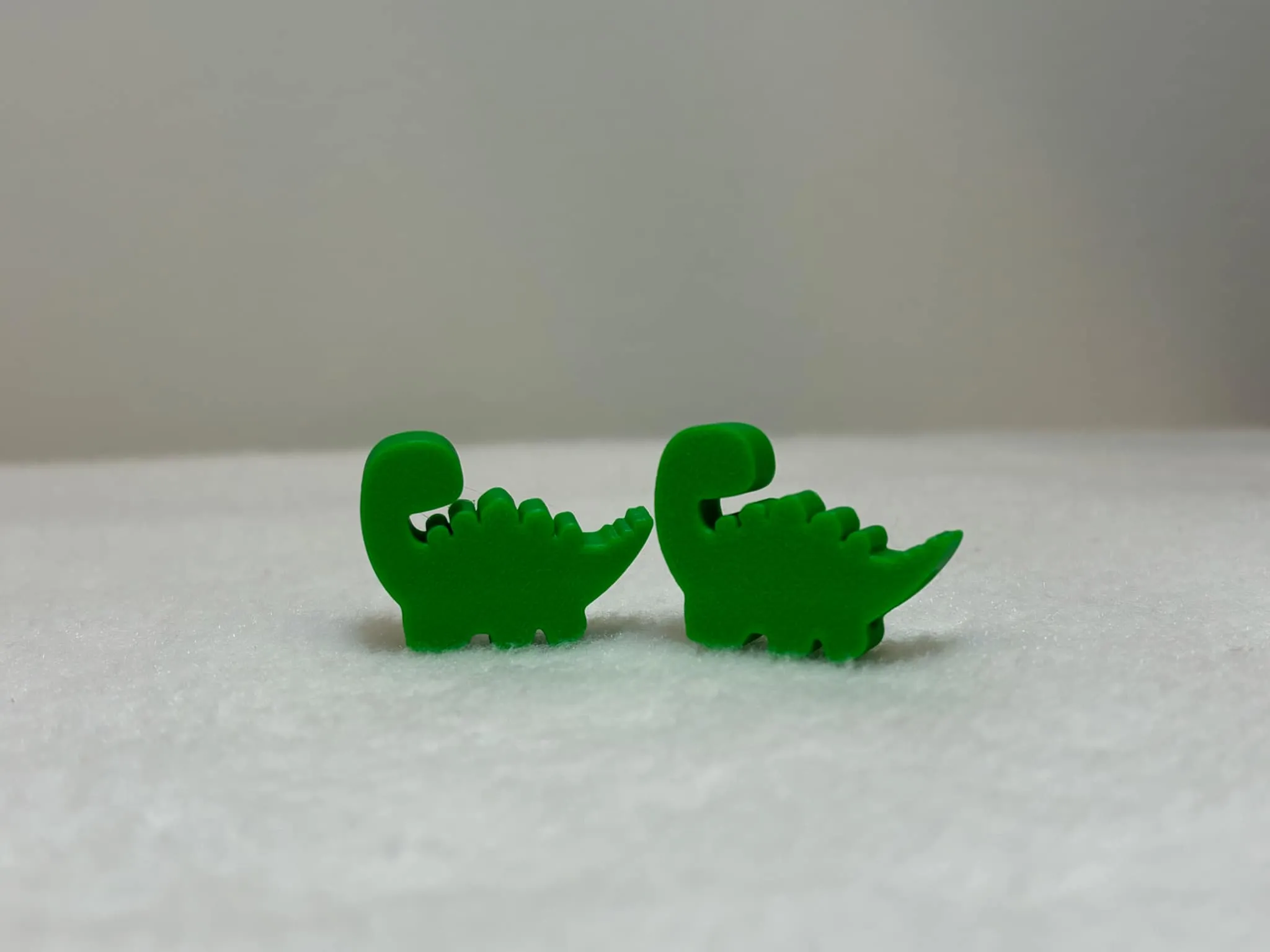 Hạt dây rút hình khủng long Stegosaurus