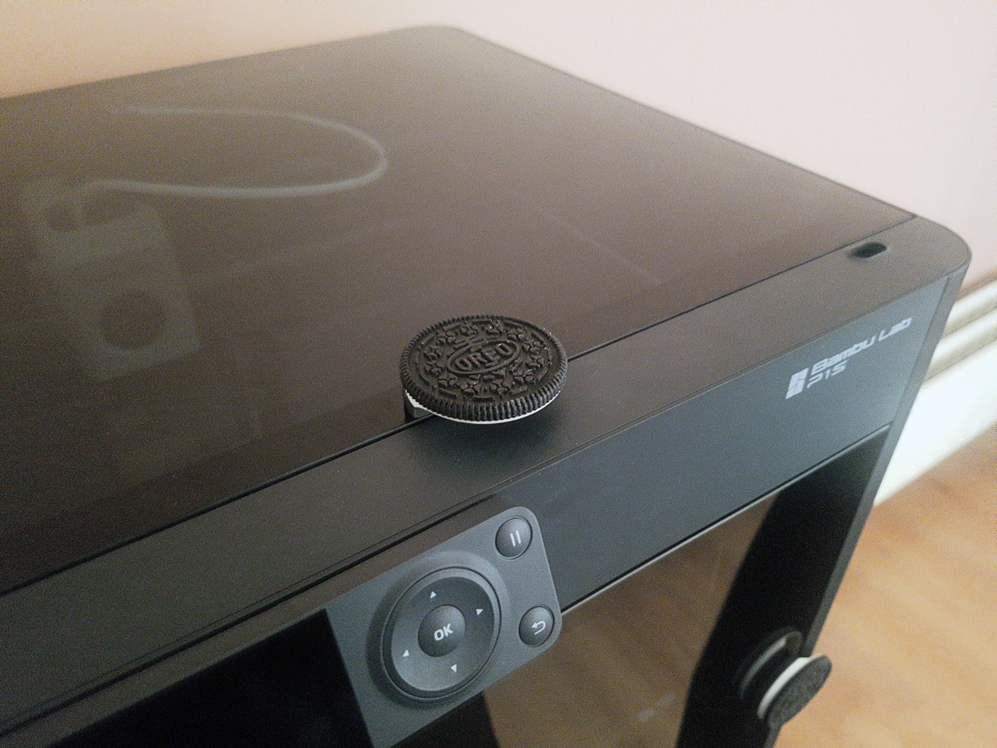 Tay cầm trên cùng hình Oreo cho máy in Bambu Lab P1S