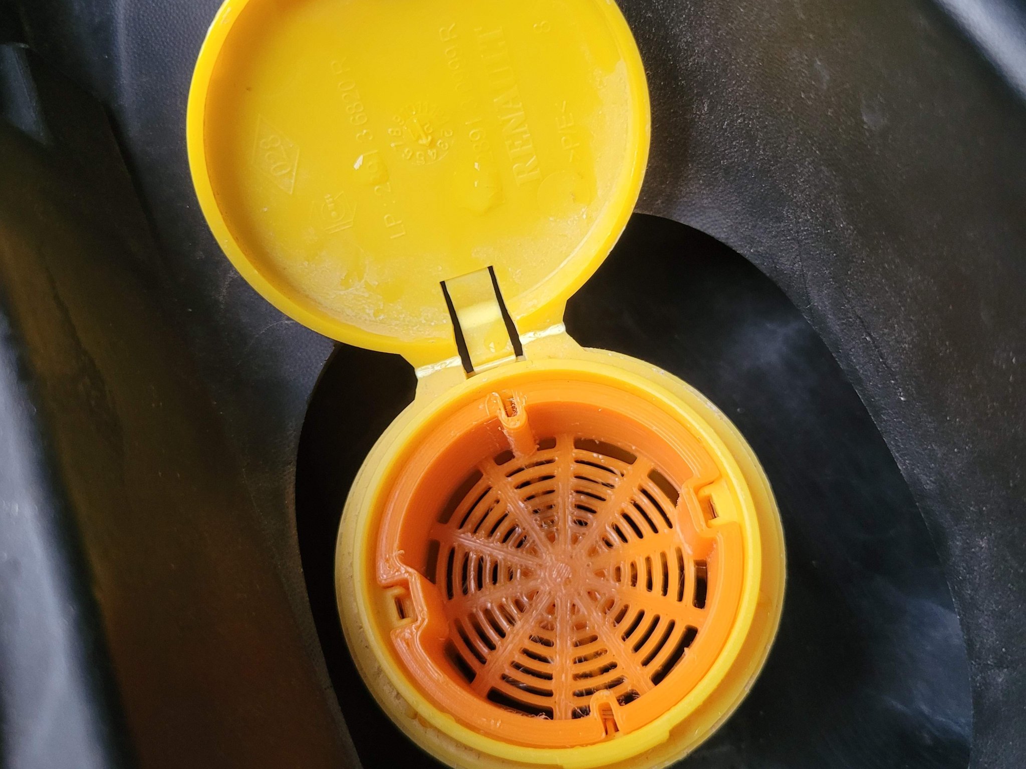 Lọc chất lỏng rửa cho Dacia / Renault Duster Mk2