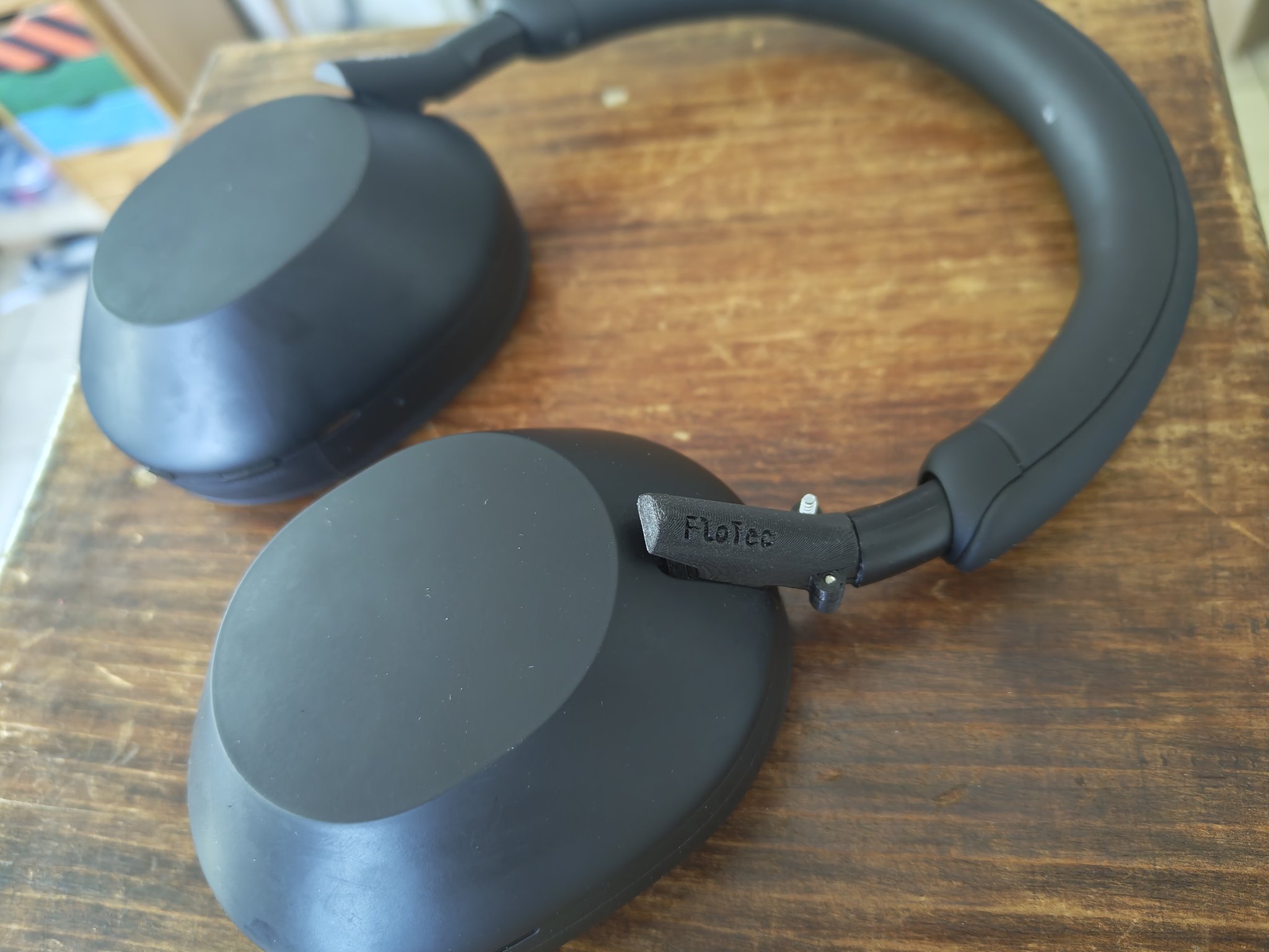 Thay thế bản lề cho tai nghe Sony WH-1000XM5