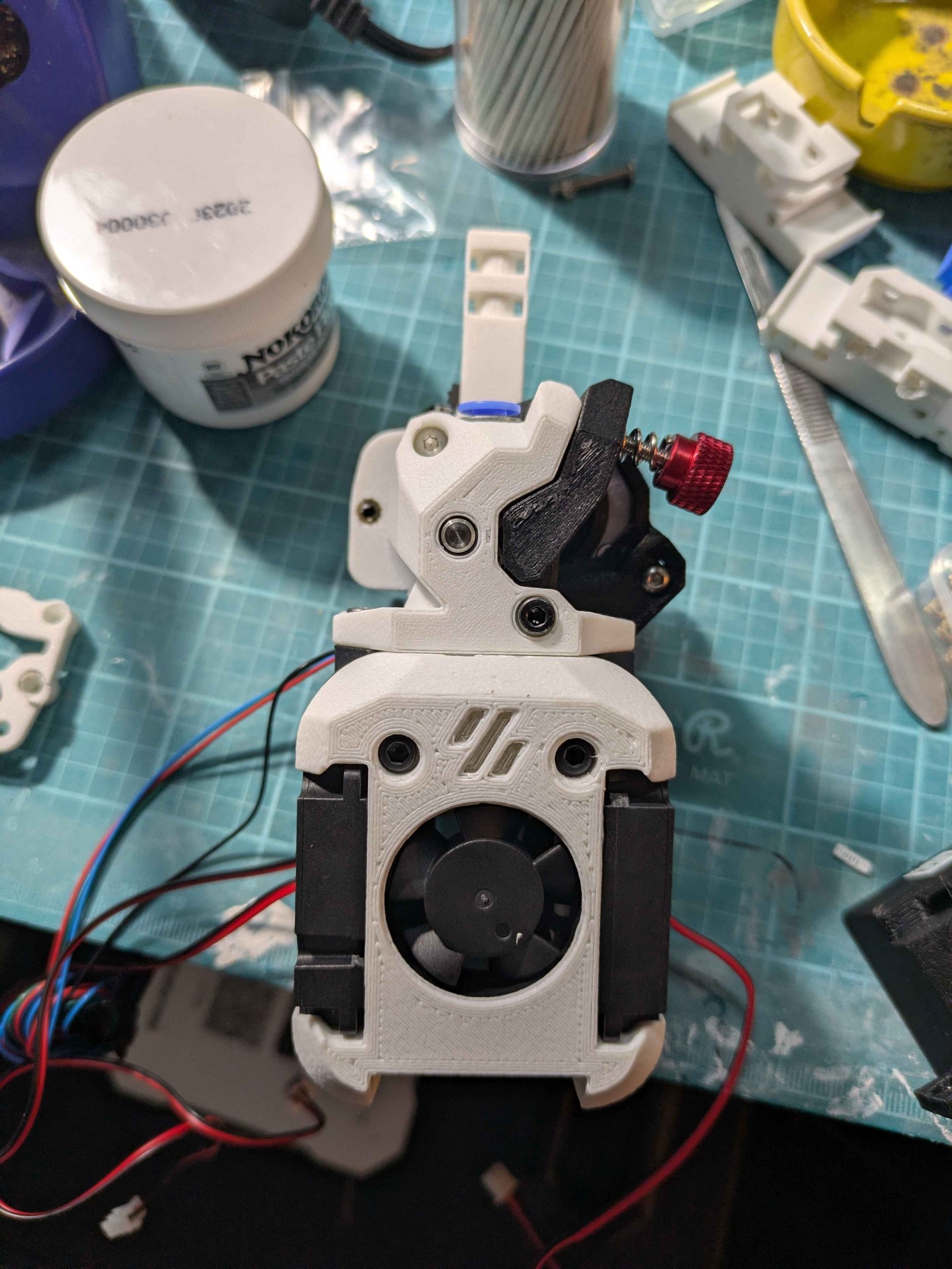 Giá đỡ đầu công cụ WWBMG Nitehawk-36 với móc neo inline