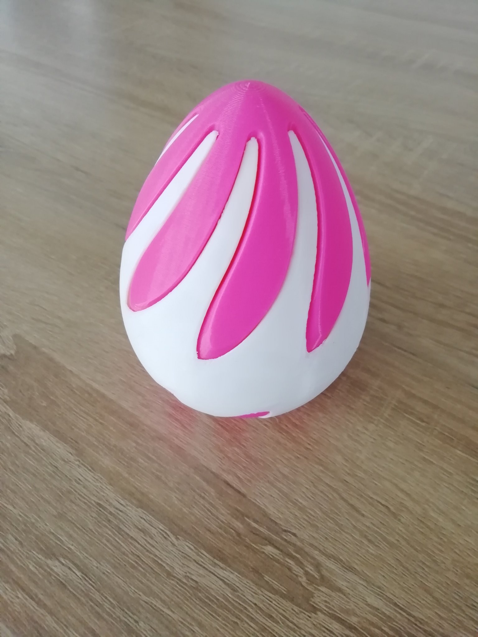 Trứng Phục Sinh Không Thể Qua Được