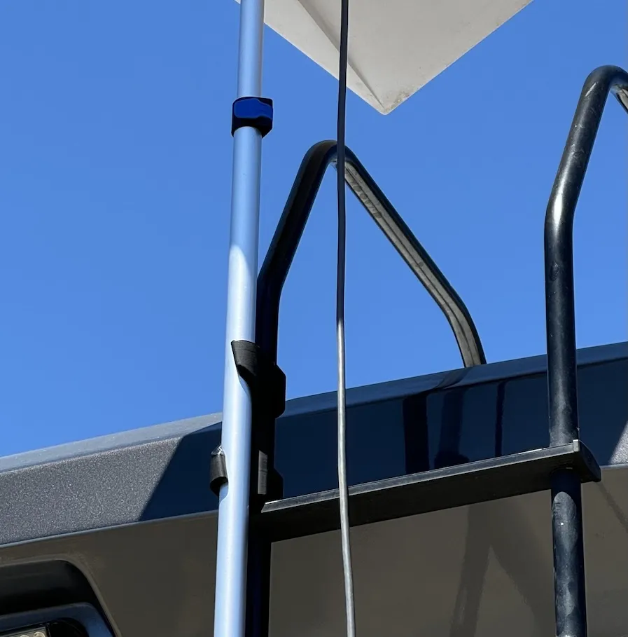 Giá đỡ lắp đặt StarLink gen3 cho thang xe RV