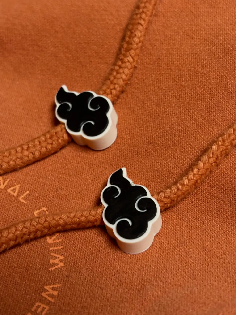 Hạt dây rút biểu tượng Akatsuki Naruto