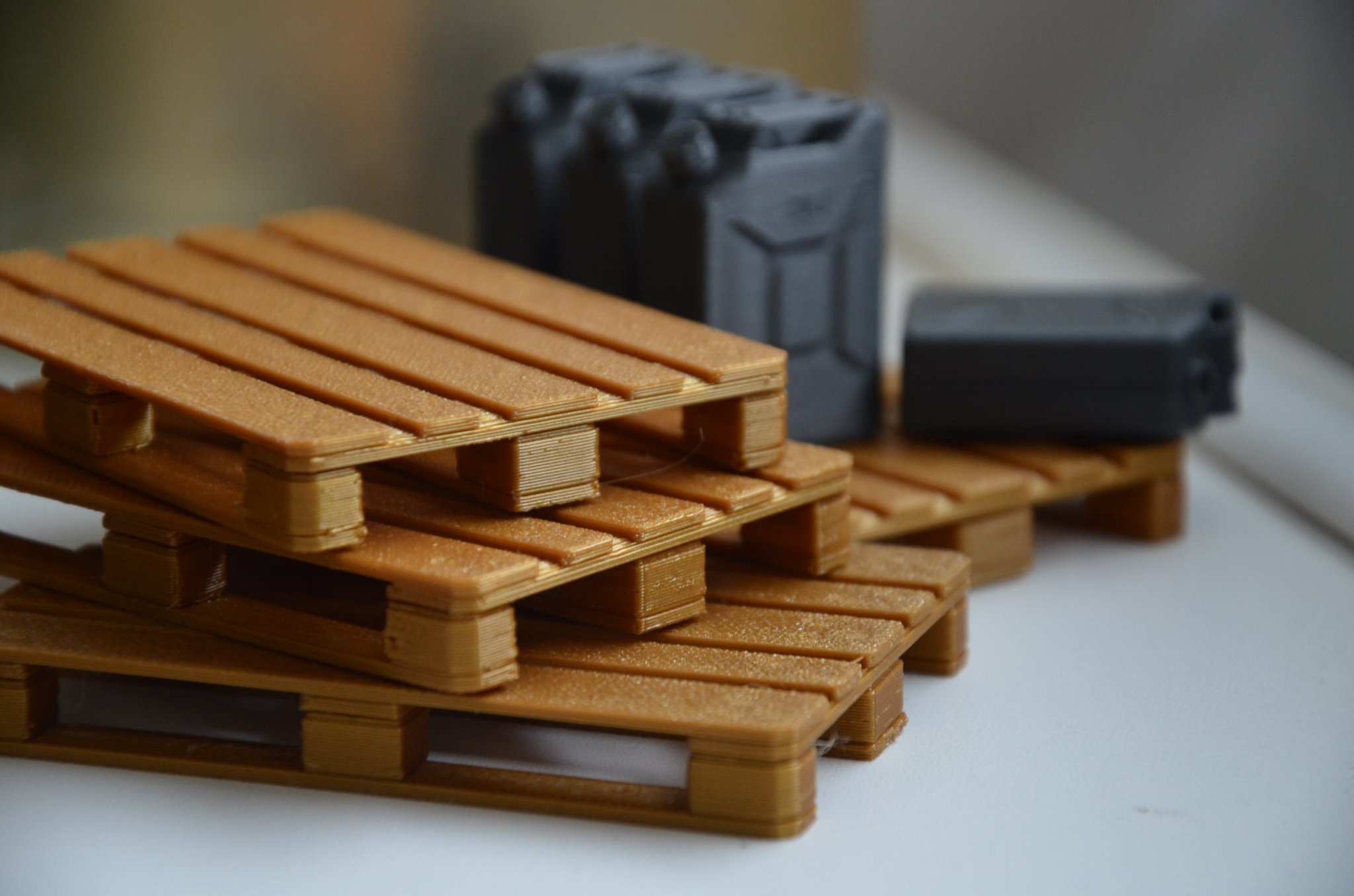 Palet Euro tỉ lệ 1/10 in liền khối dễ dàng