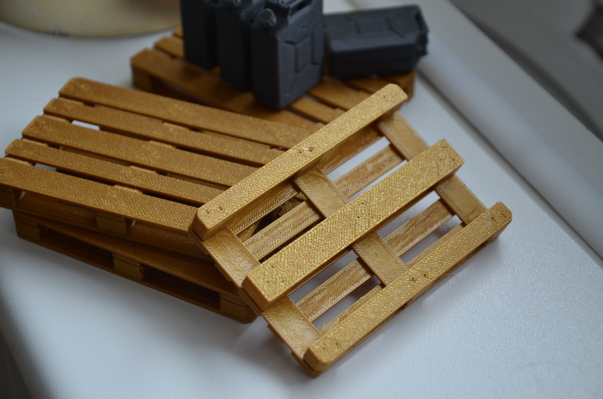 Palet Euro tỉ lệ 1/10 in liền khối dễ dàng