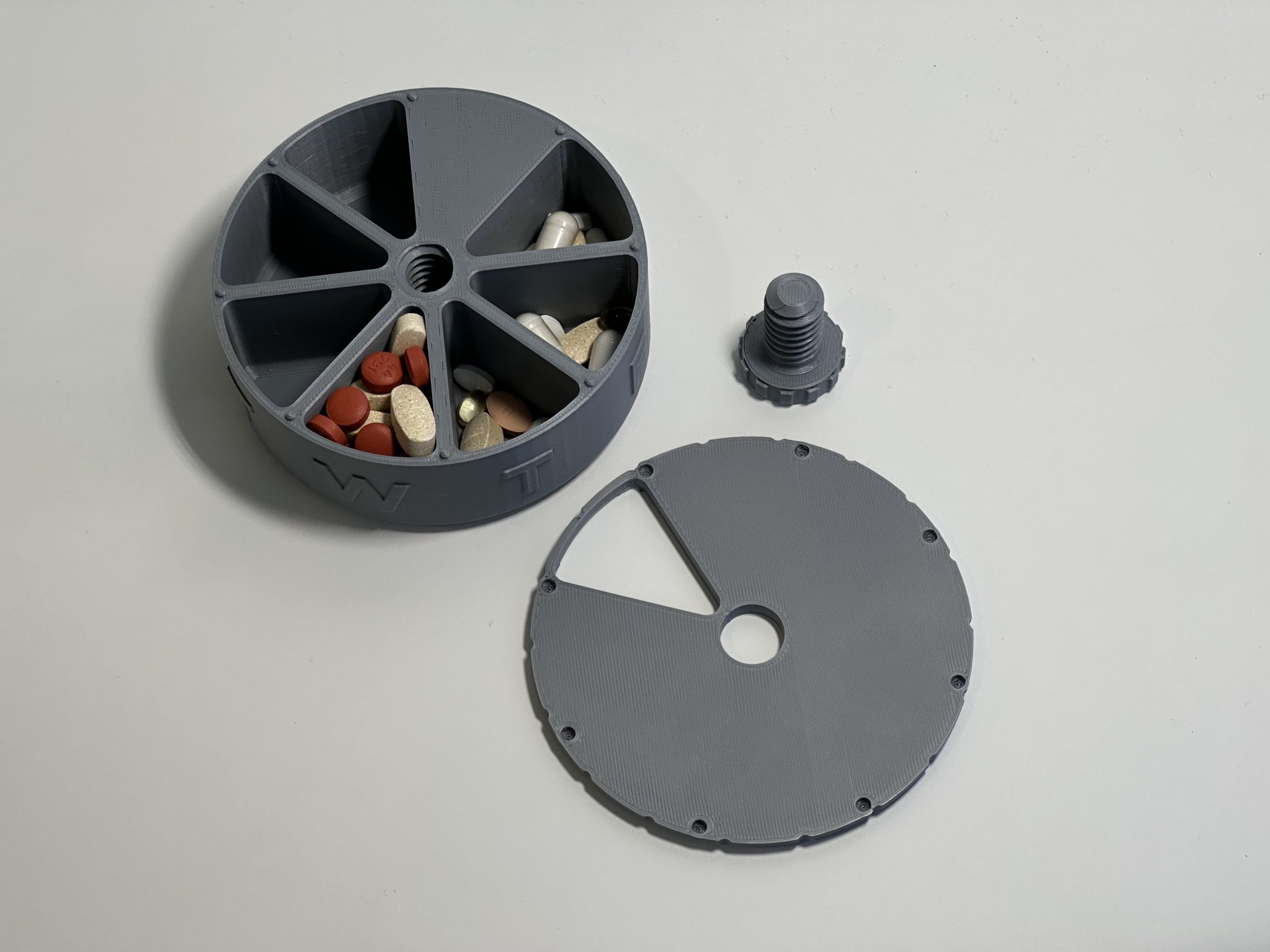 Hộp đựng thuốc tuần Jumbo với thiết kế cá nhân hóa