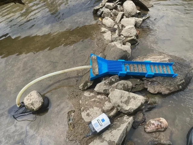 Hộp rửa vàng di động cho chuyến đi phượt