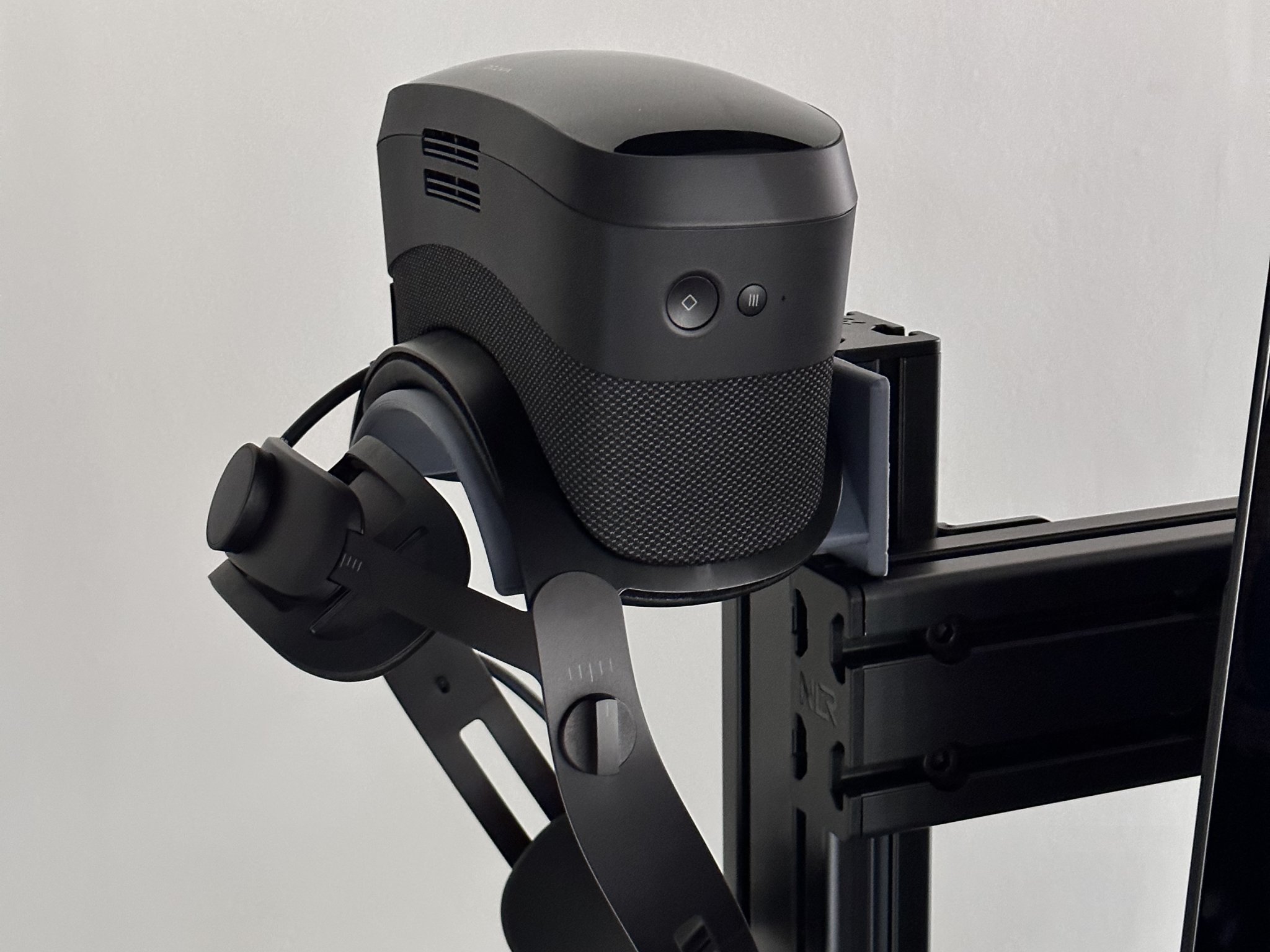 Giá treo tai nghe VR cho khung nhôm 4040