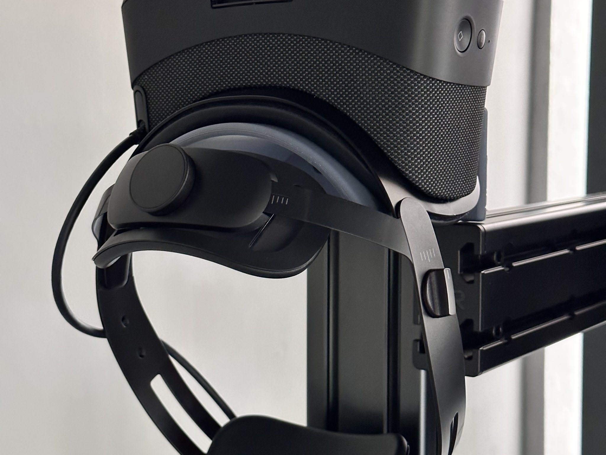 Giá treo tai nghe VR cho khung nhôm 4040