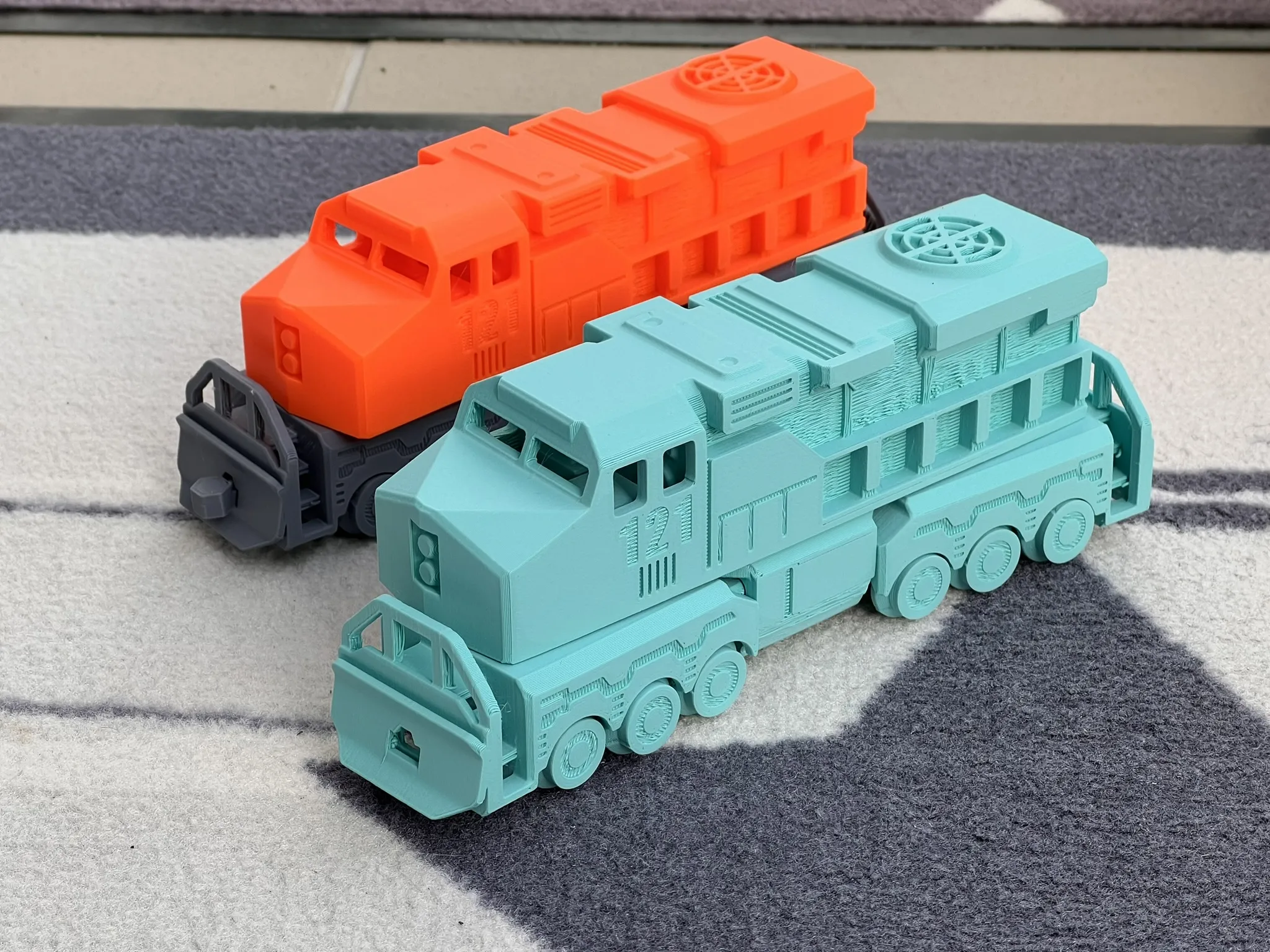 Đầu máy xe lửa diesel Mỹ in liền không cần lắp ráp